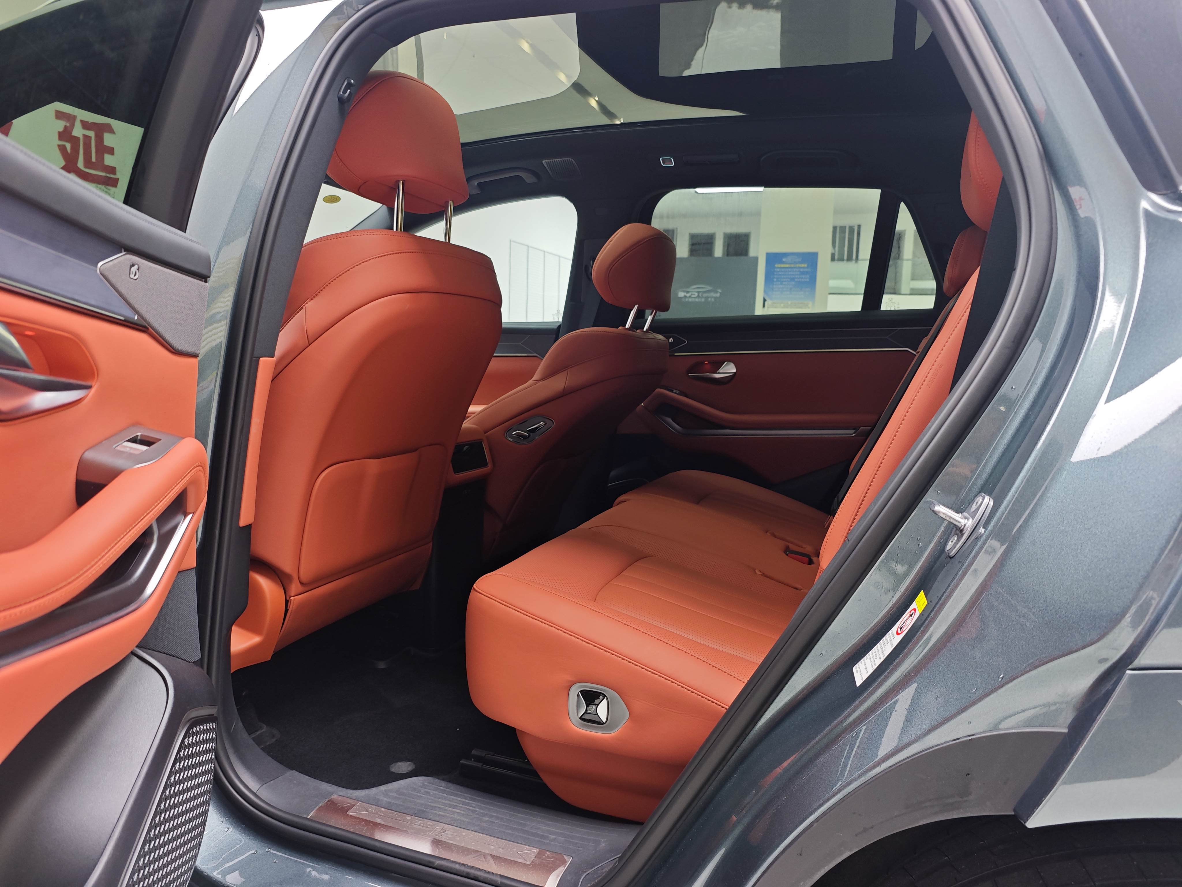 BYD Tang L 2025 car image #12