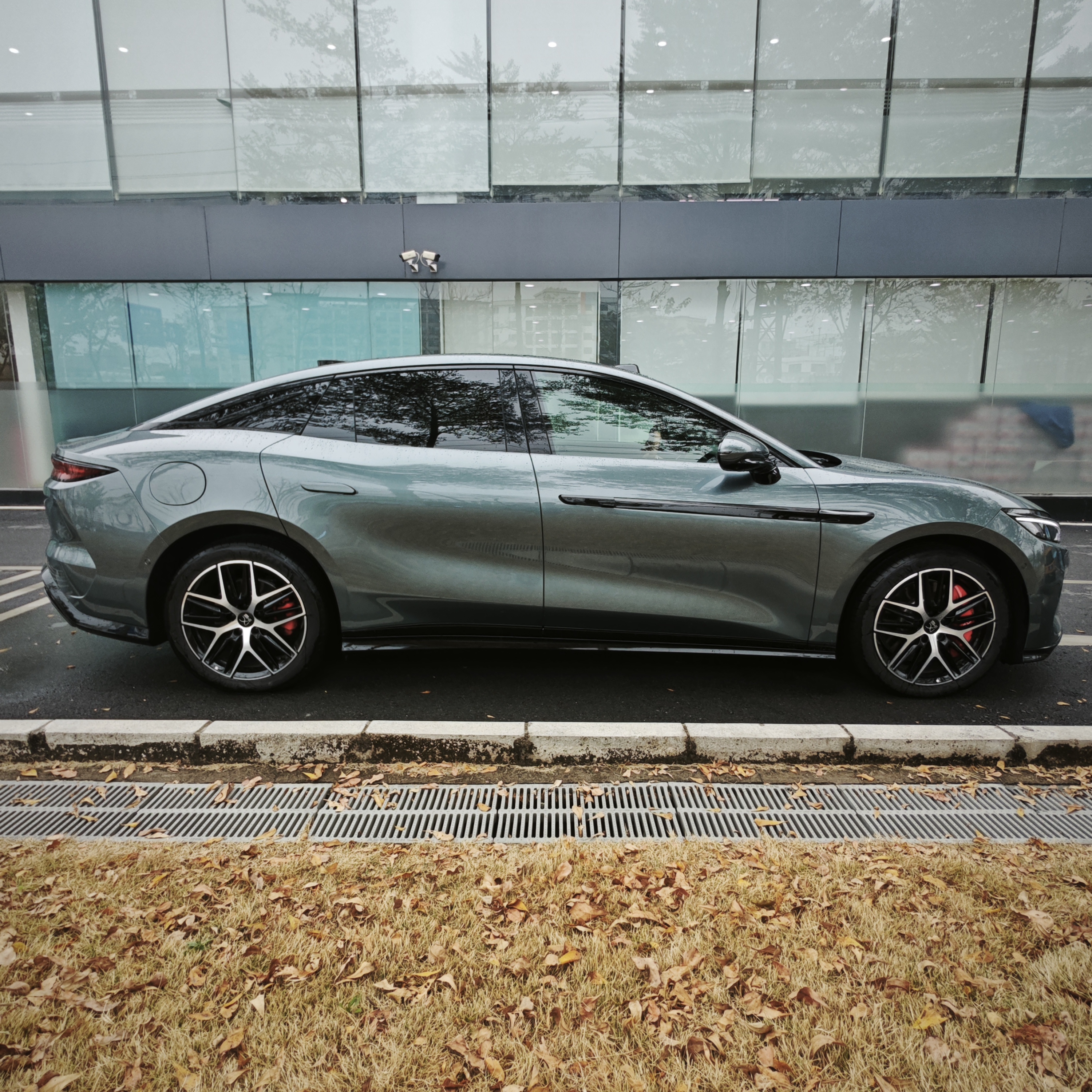 BYD HanL 2025 صورة سيارة #12