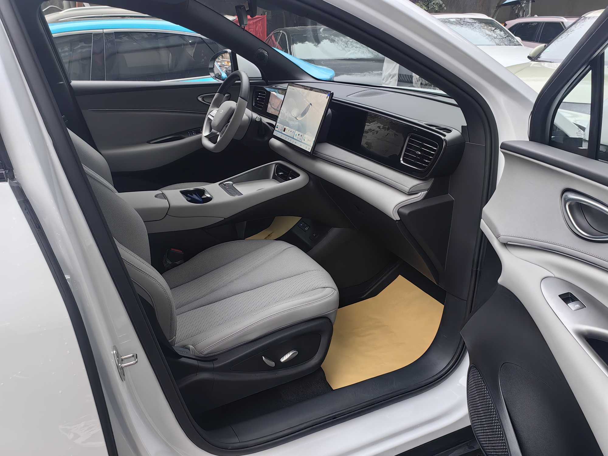 BYD Sea Lion 06 New Energy 2025 car image #12