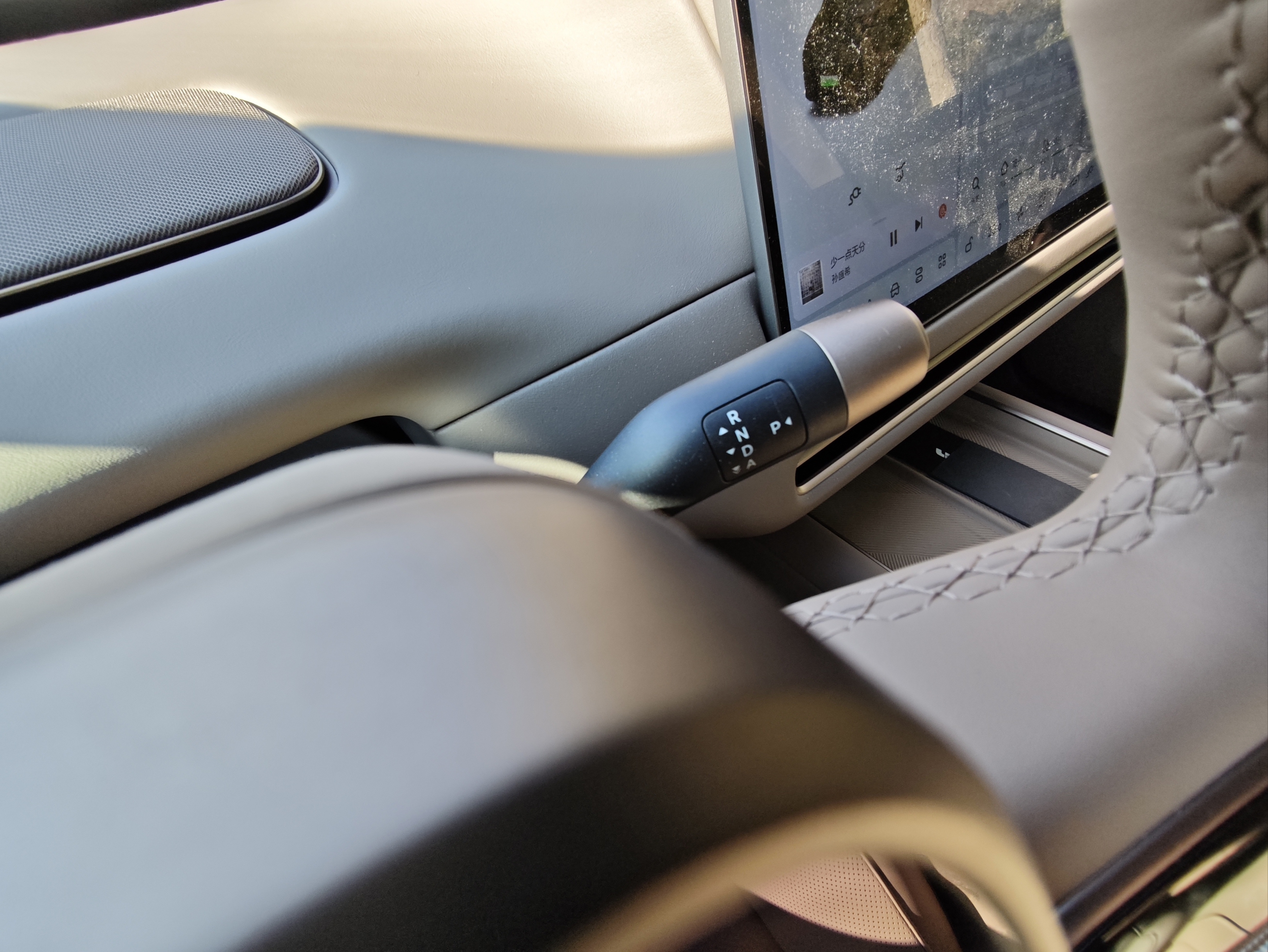 理想汽车 理想i6 2025 汽车图片 #12