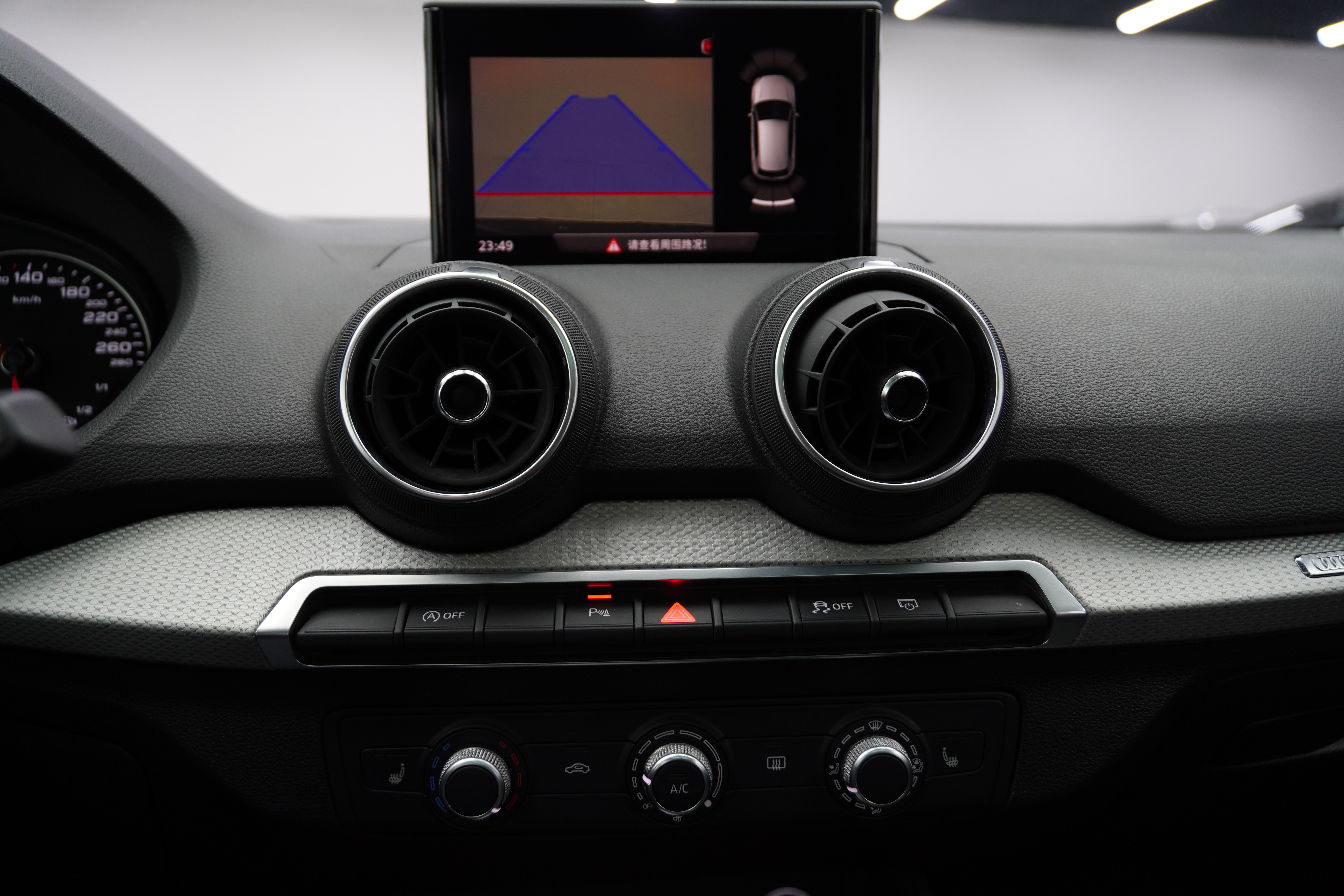 Q2L 2021 #12 Q2L 2021 car image #12