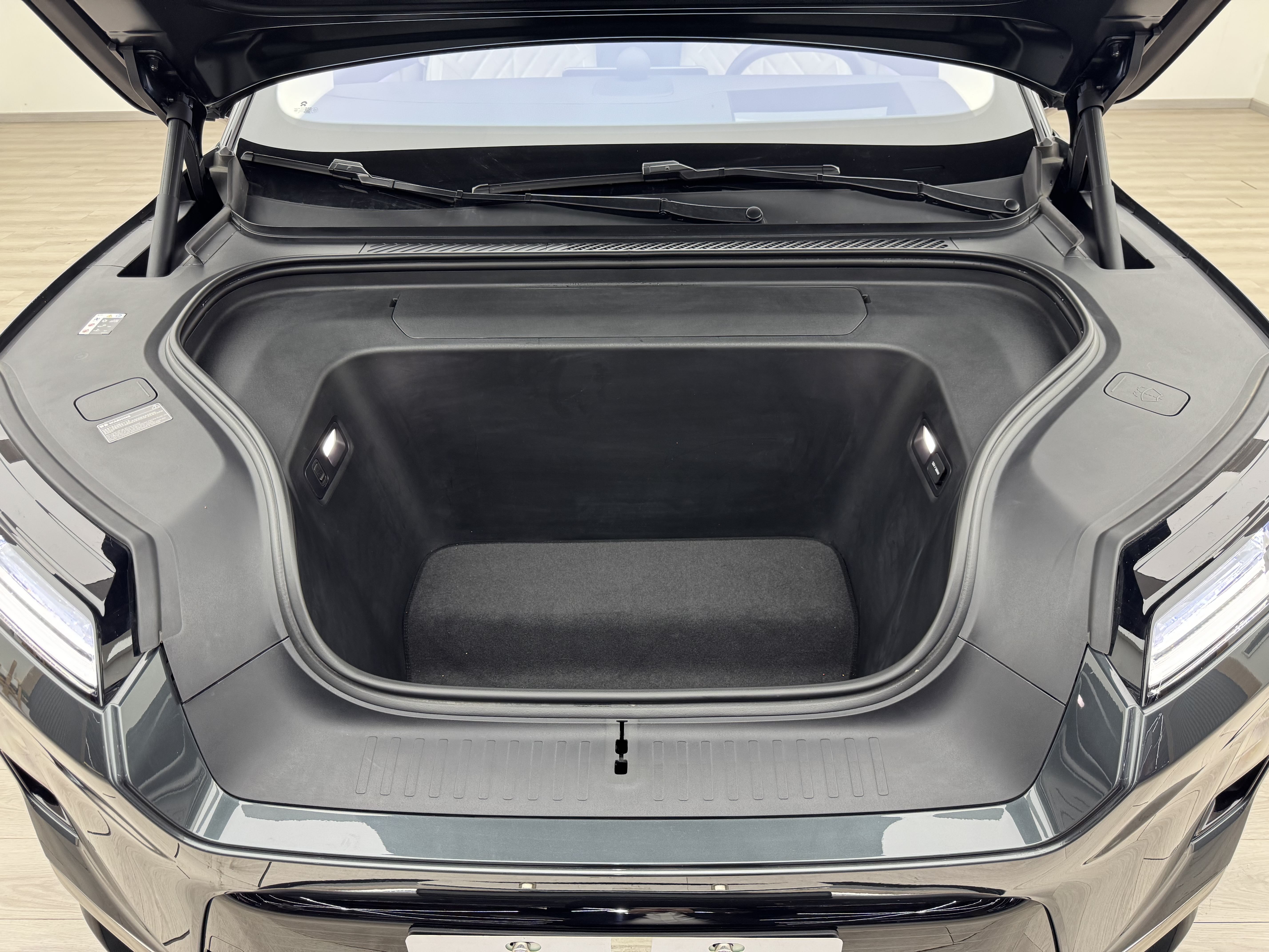 蔚来 蔚来ES8 2025 汽车图片 #12