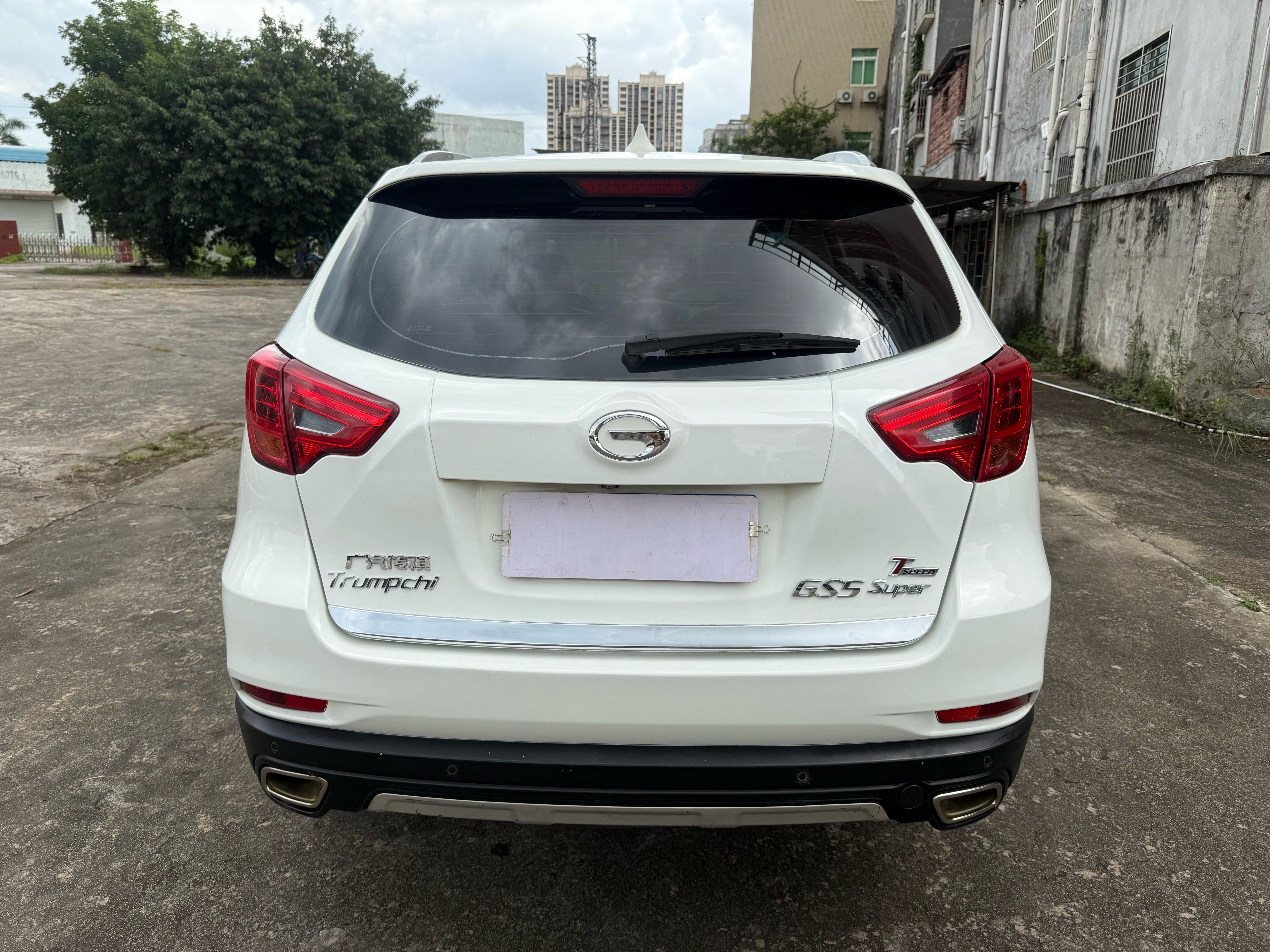 GAC Trumpchi GS5 Super 2015 #12 GAC Trumpchi GS5 Super 2015 car image #12