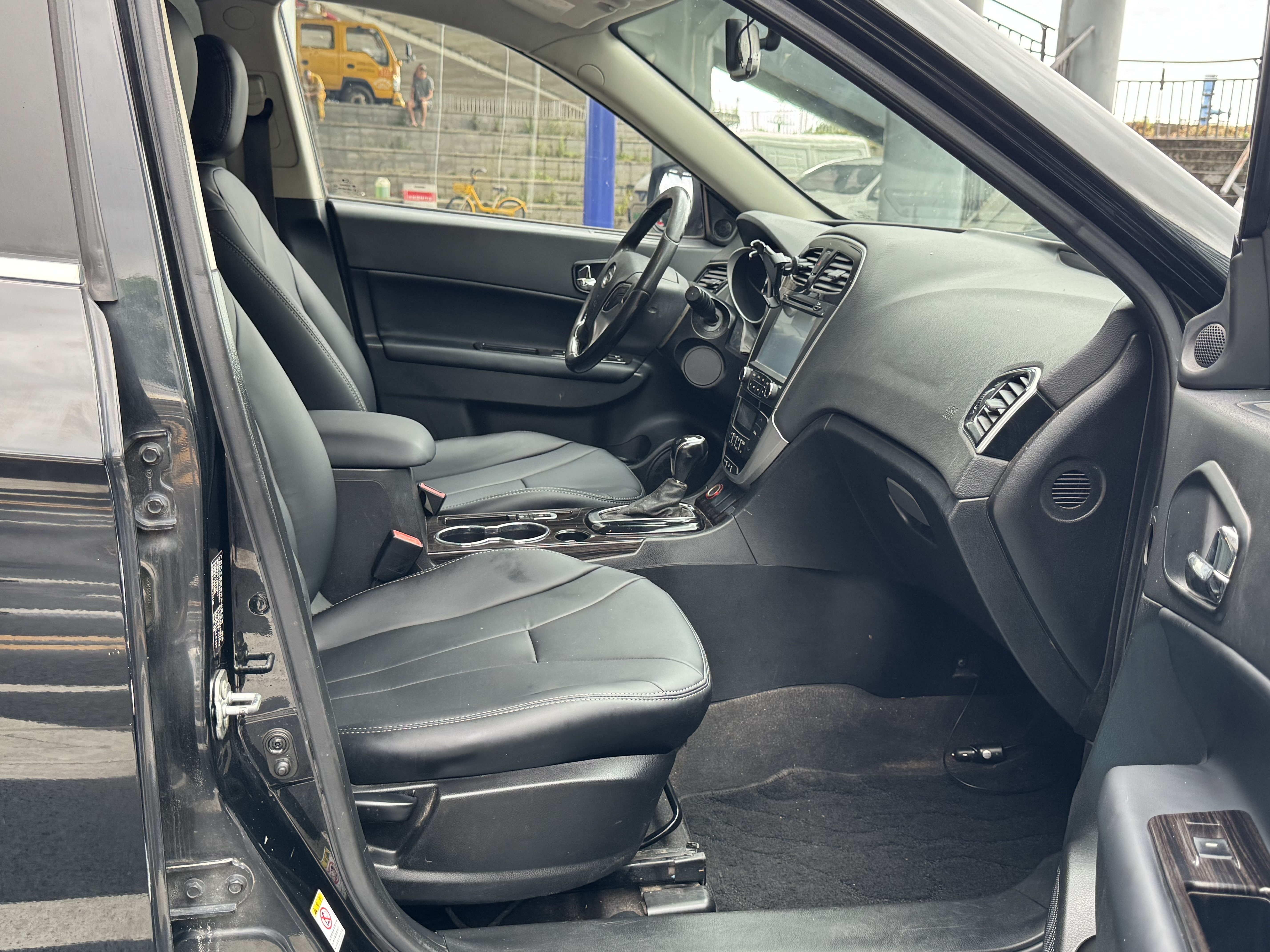 GAC Trumpchi GS5 Super 2016 car image #12