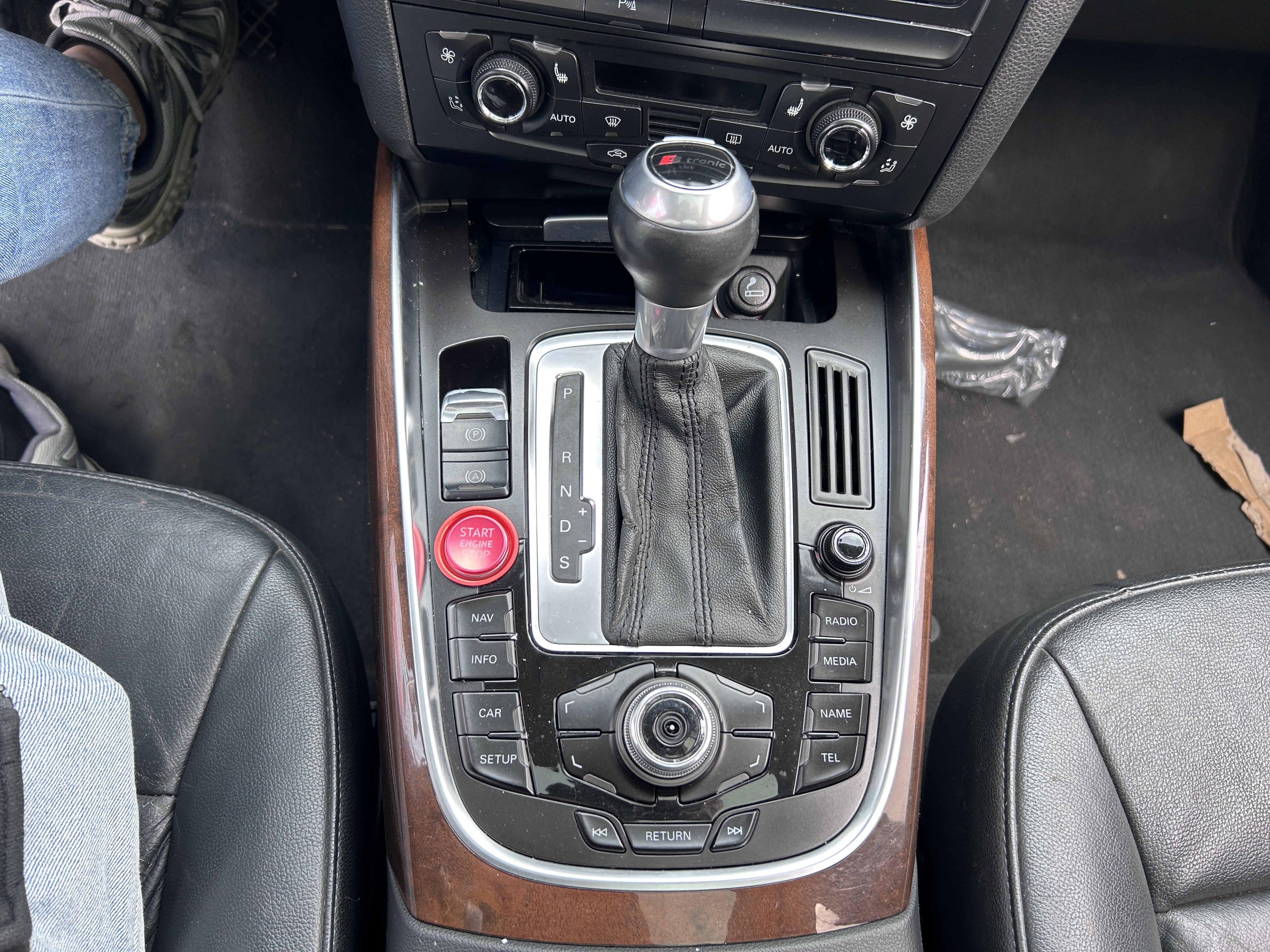 Audi Q5 (Imported) 2010 #12 Audi Q5 (Imported) 2010 car image #12