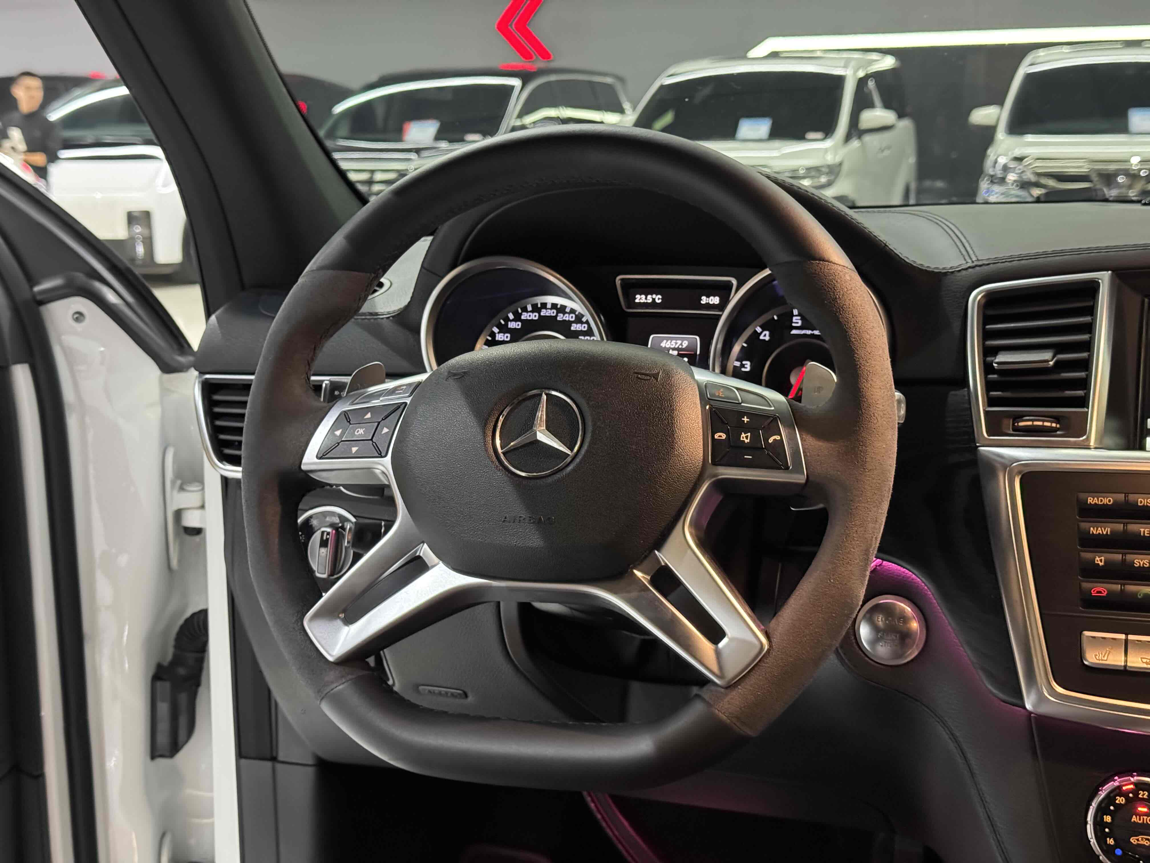 Mercedes-Benz GL AMG 2014 immagine di auto #12