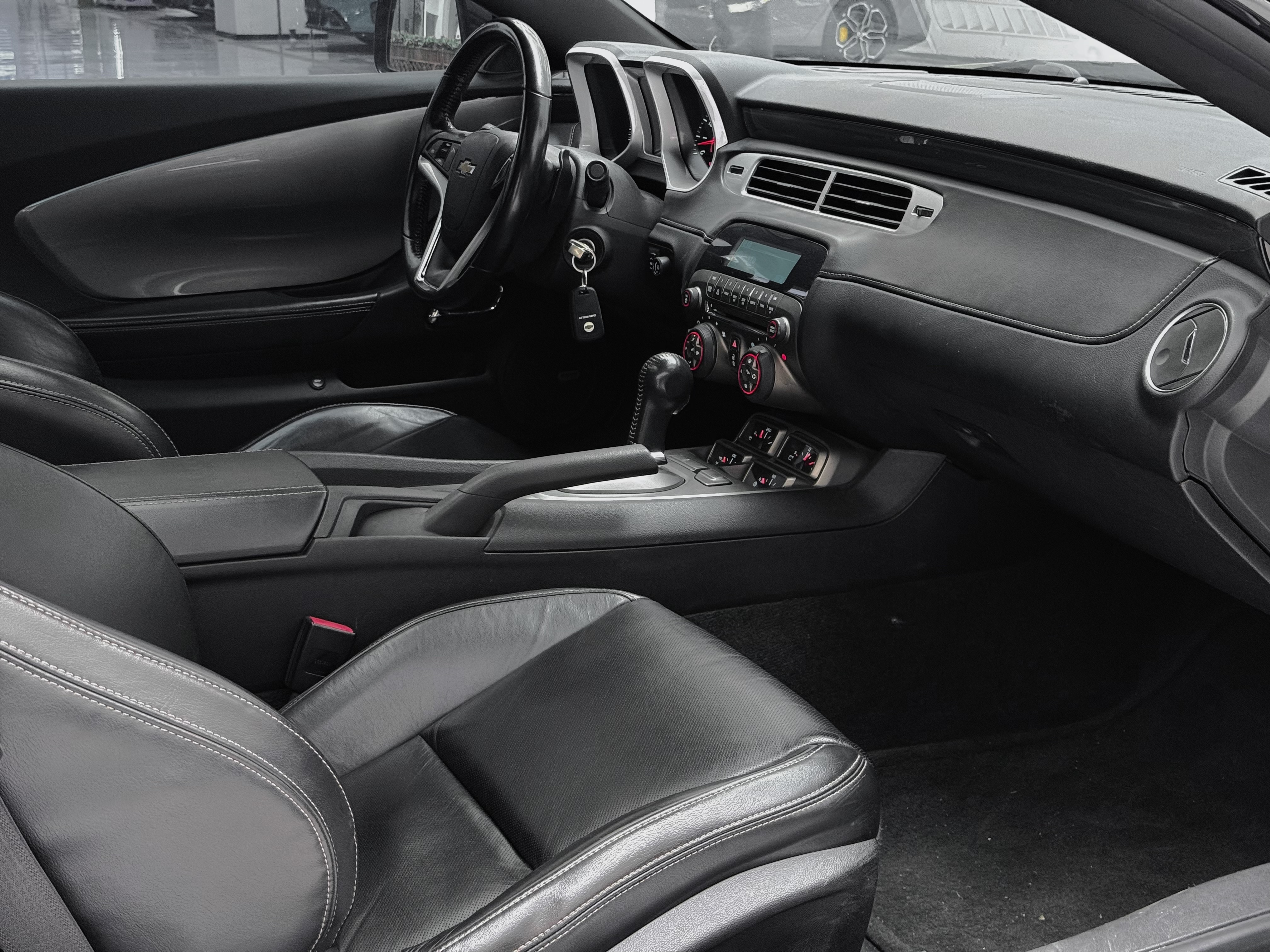 Chevrolet Camaro 2014 immagine di auto #12