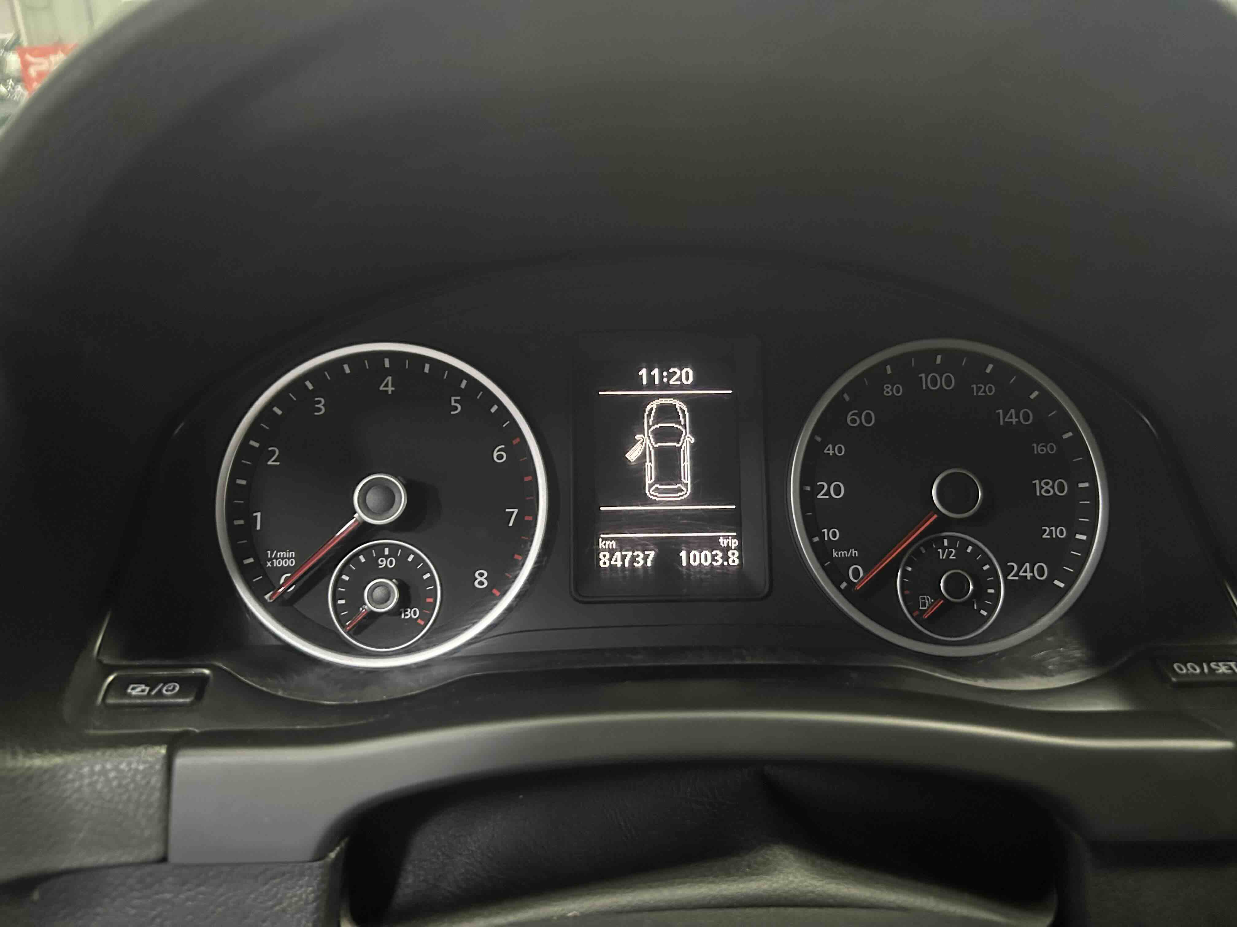 Volkswagen Tiguan 2015 car image #12