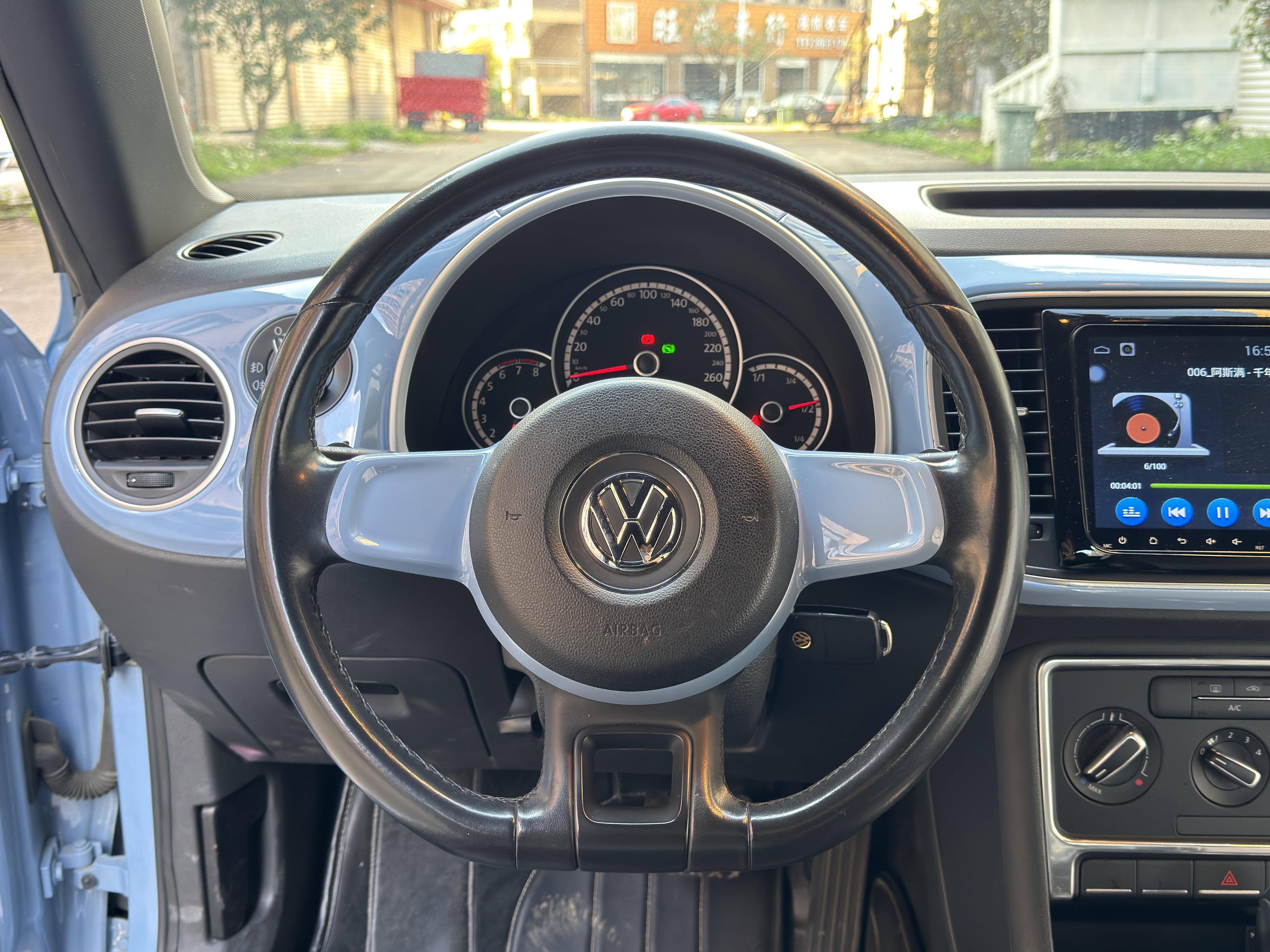 Volkswagen Beetle 2015 immagine di auto #12