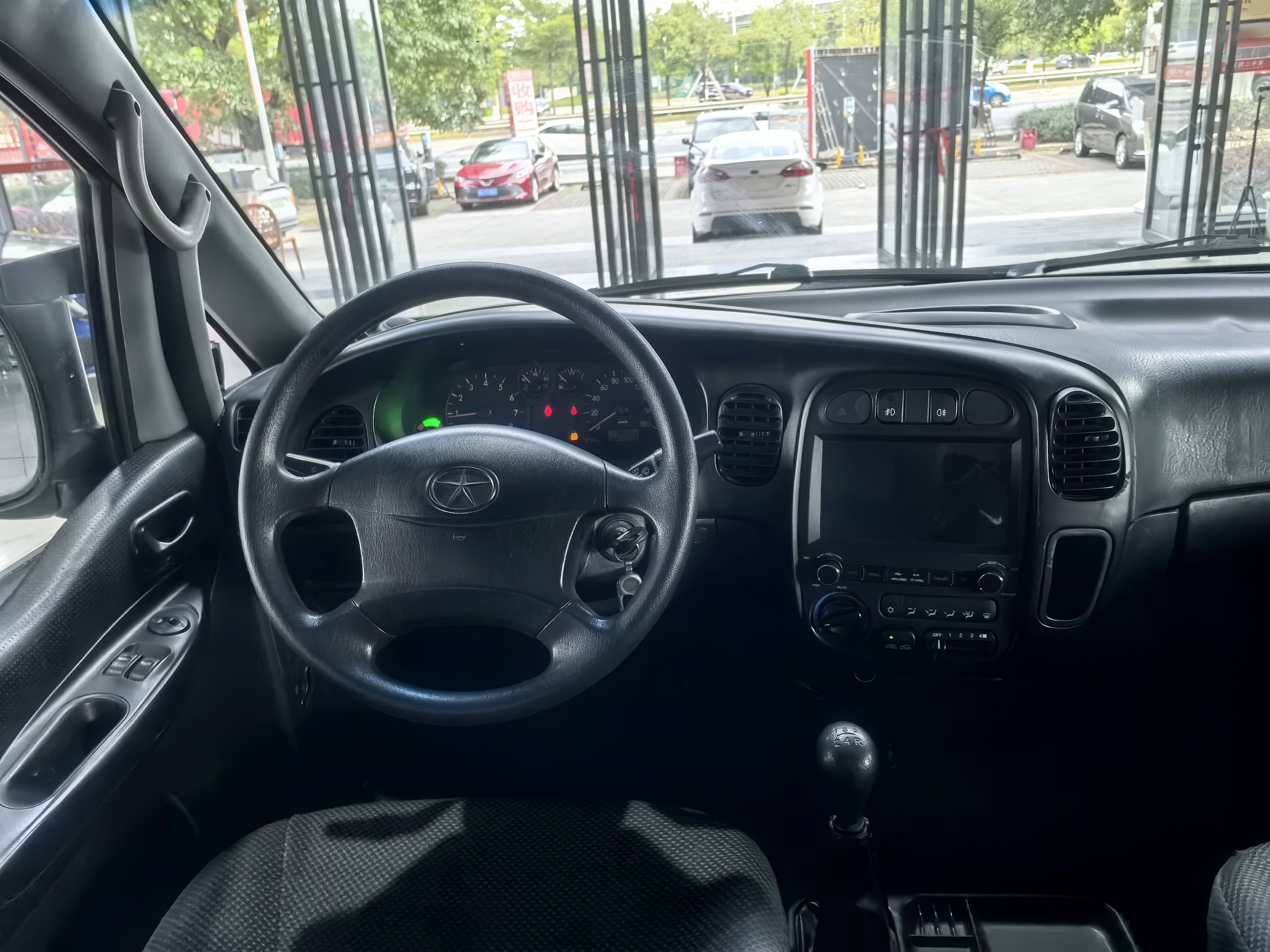 JAC 2014 imagem de carro #12