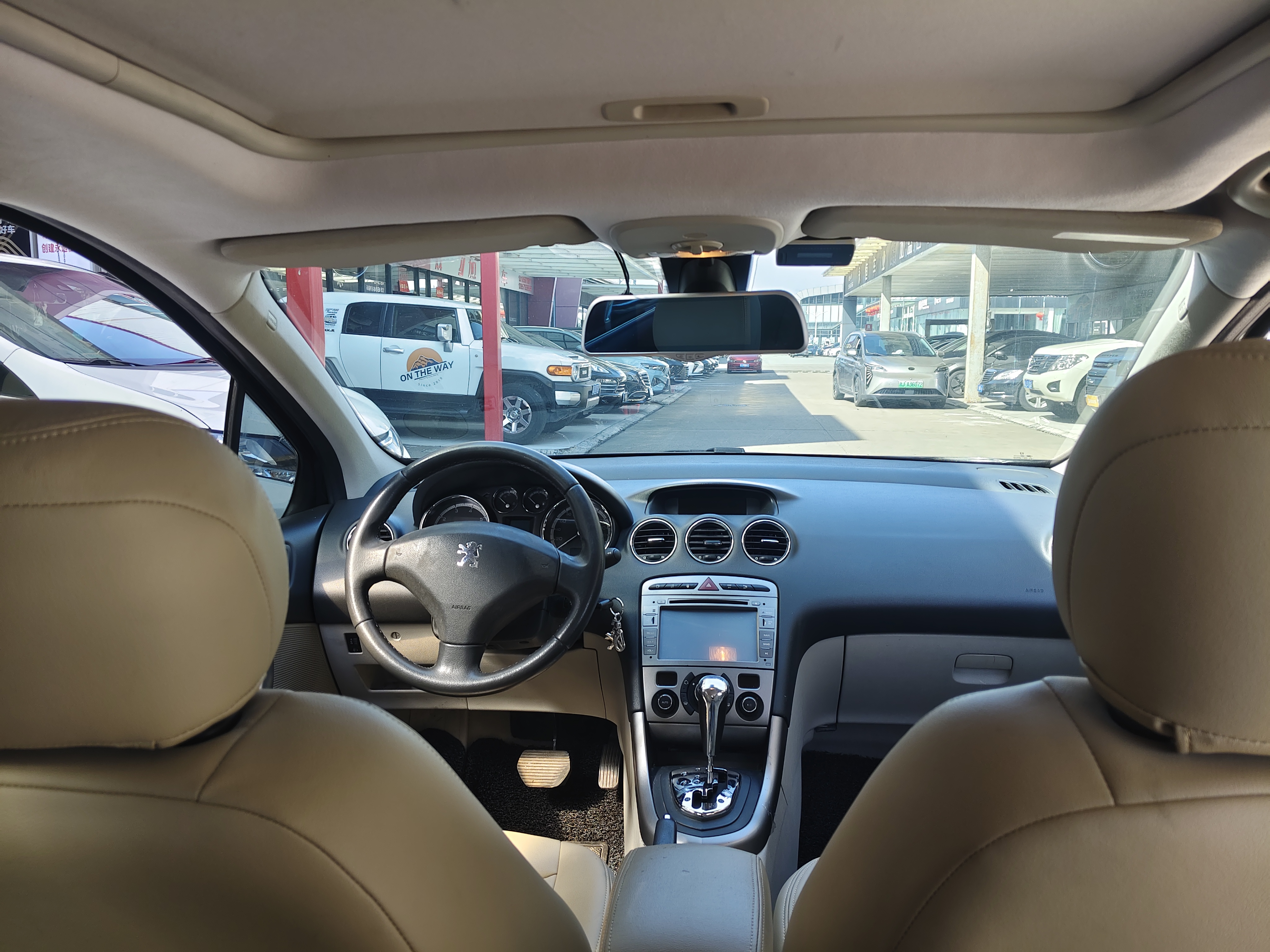 标致 标致408 2011 汽车图片 #12