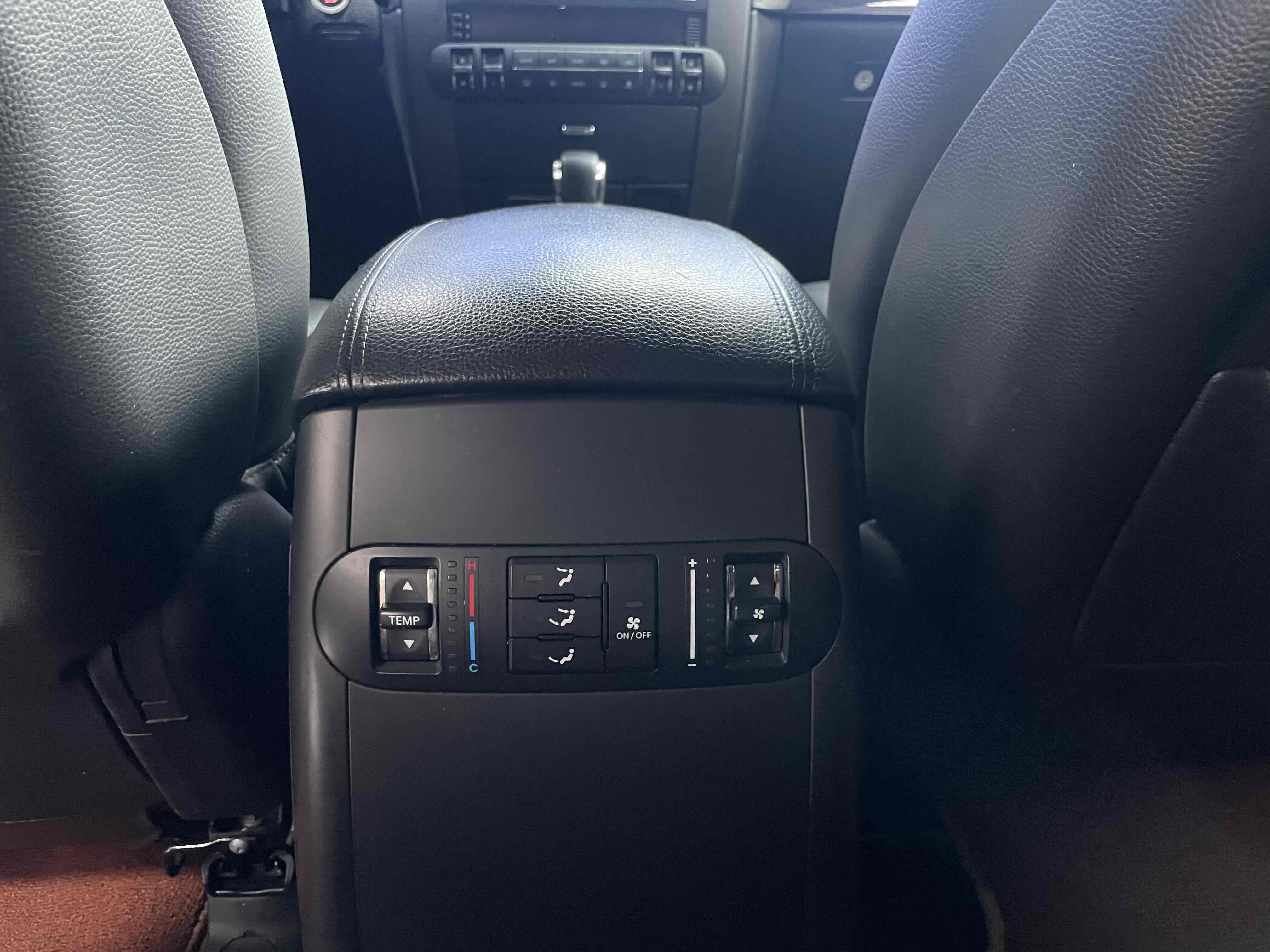 起亚 霸锐 2015 汽车图片 #12