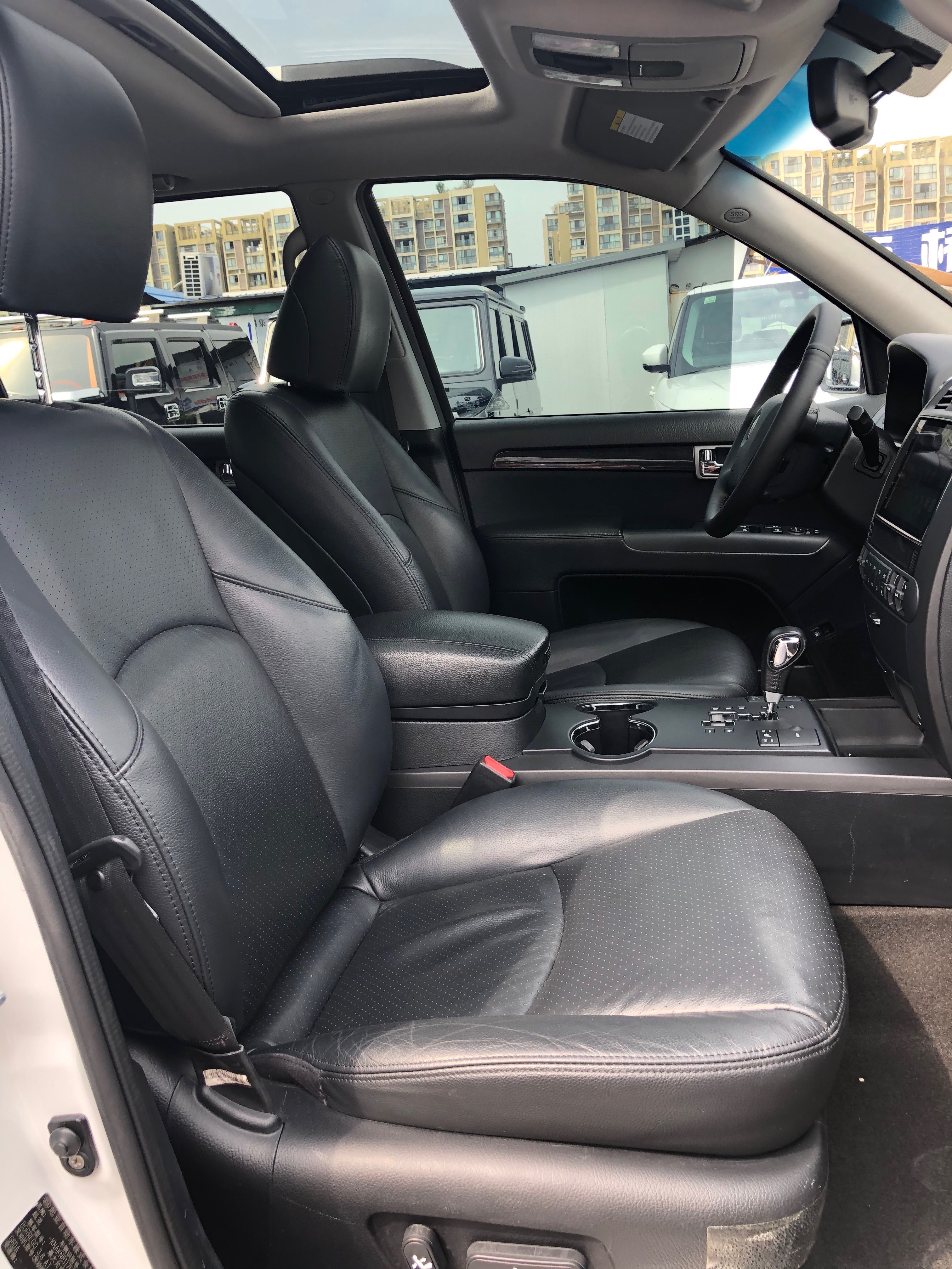 Kia Mohave 2013 изображение автомобиля #12