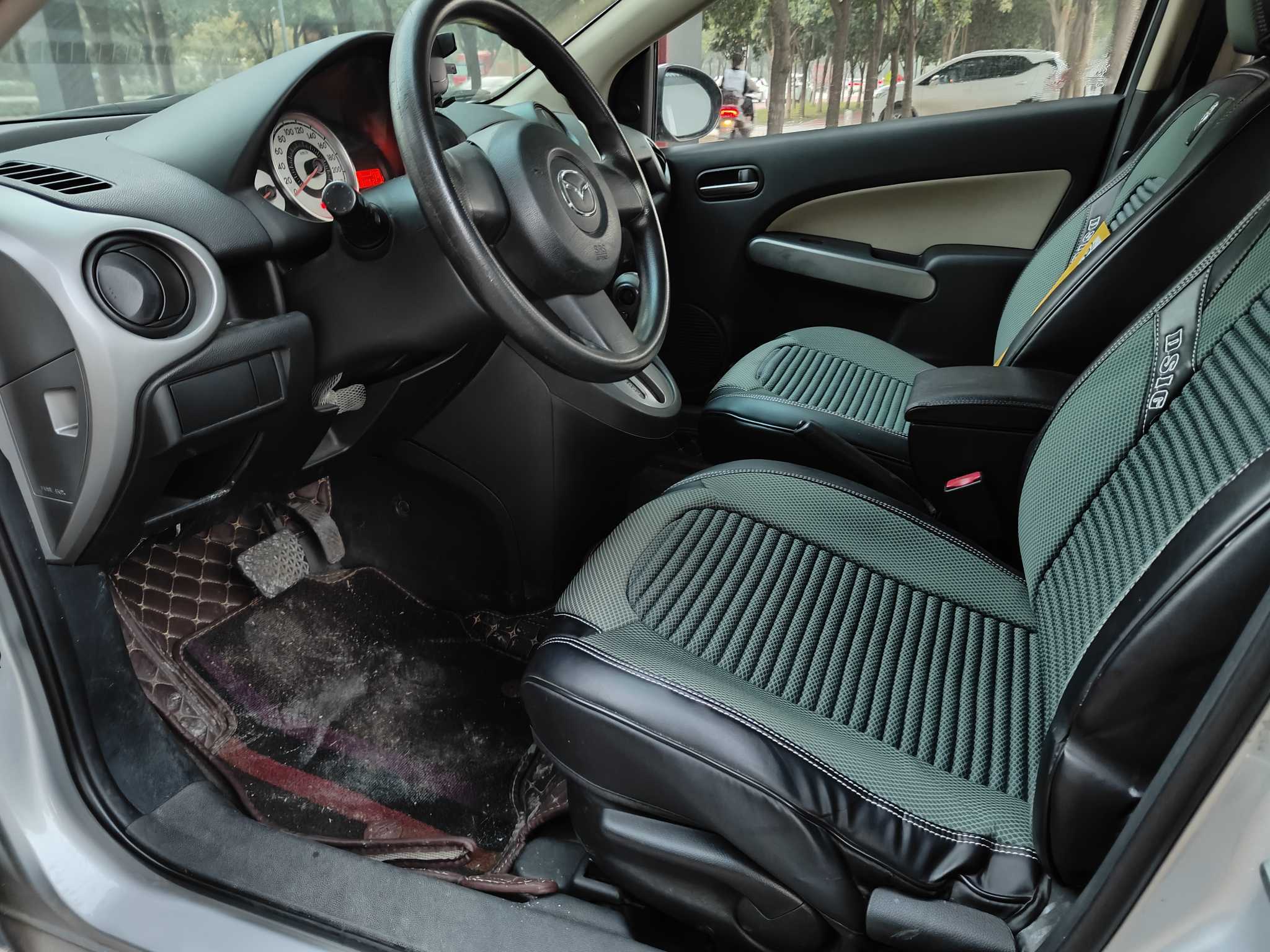 马自达 马自达2劲翔 2010 汽车图片 #12