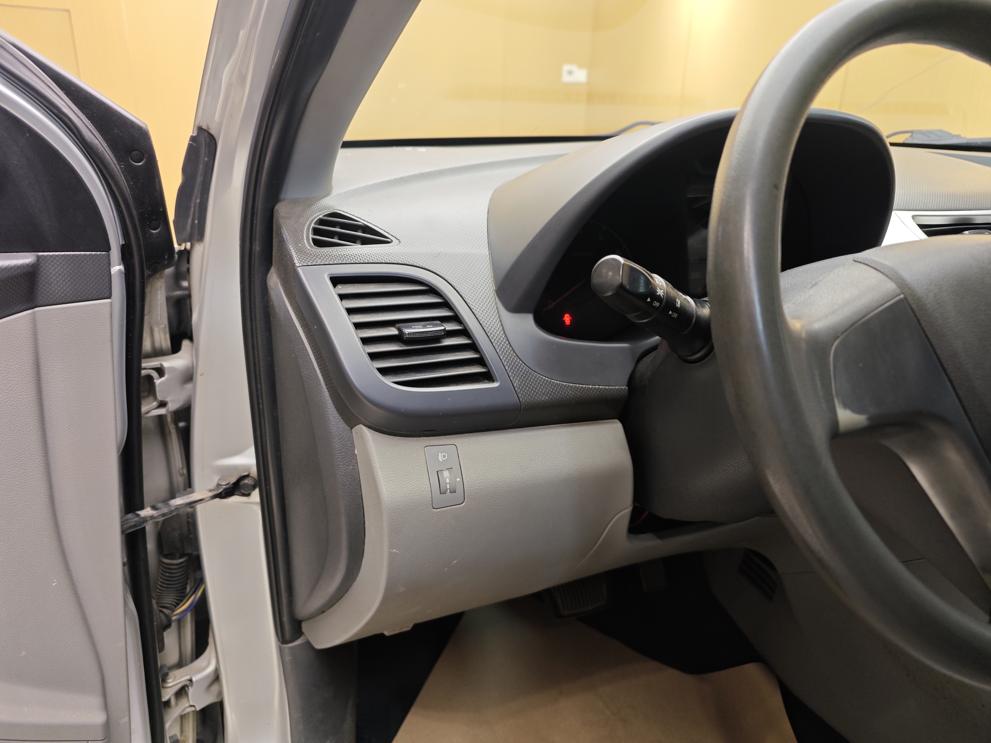 Hyundai Reina 2015 imagem de carro #12