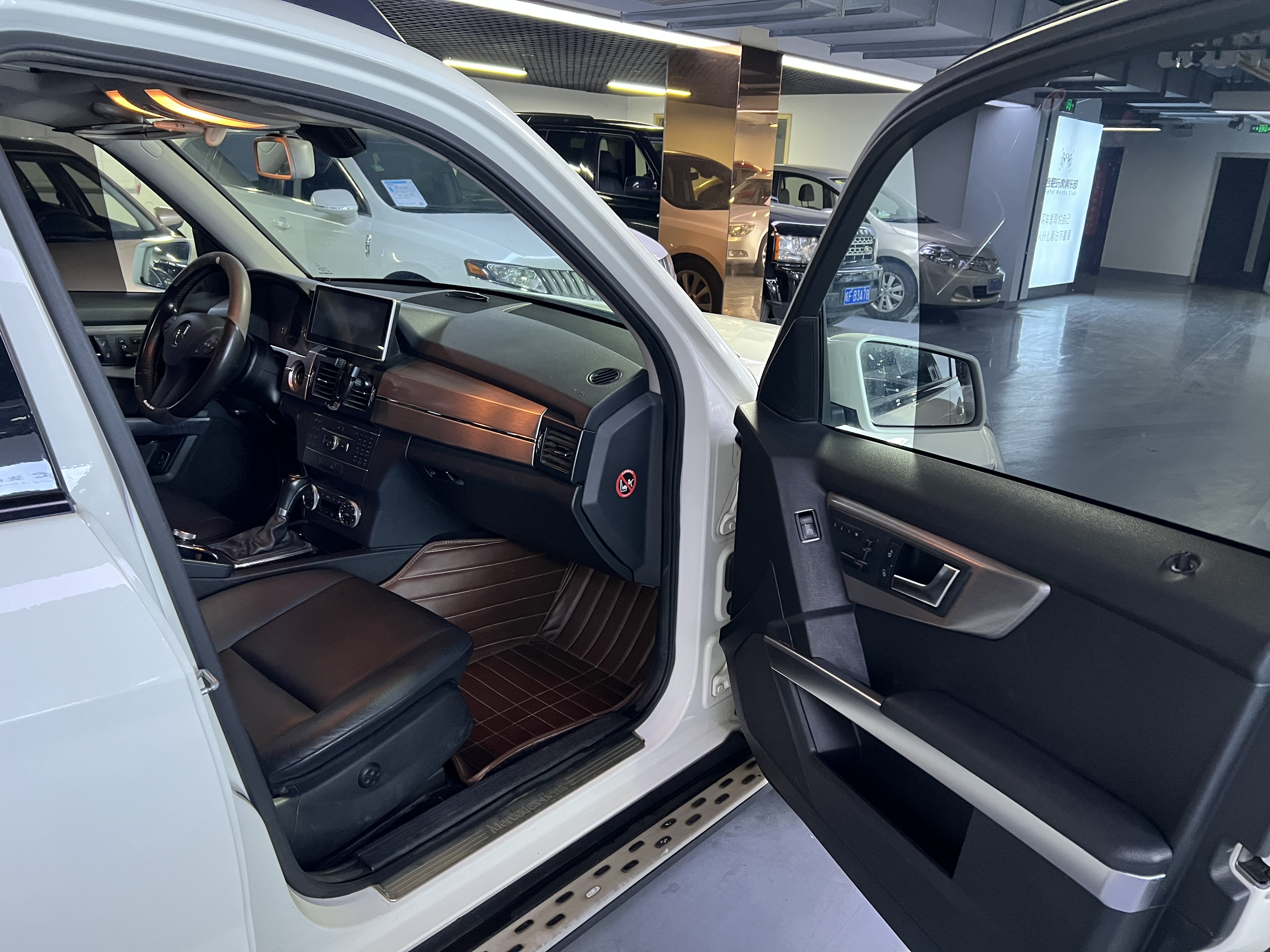 Mercedes-Benz GLK Class (Imported) 2012 immagine di auto #12