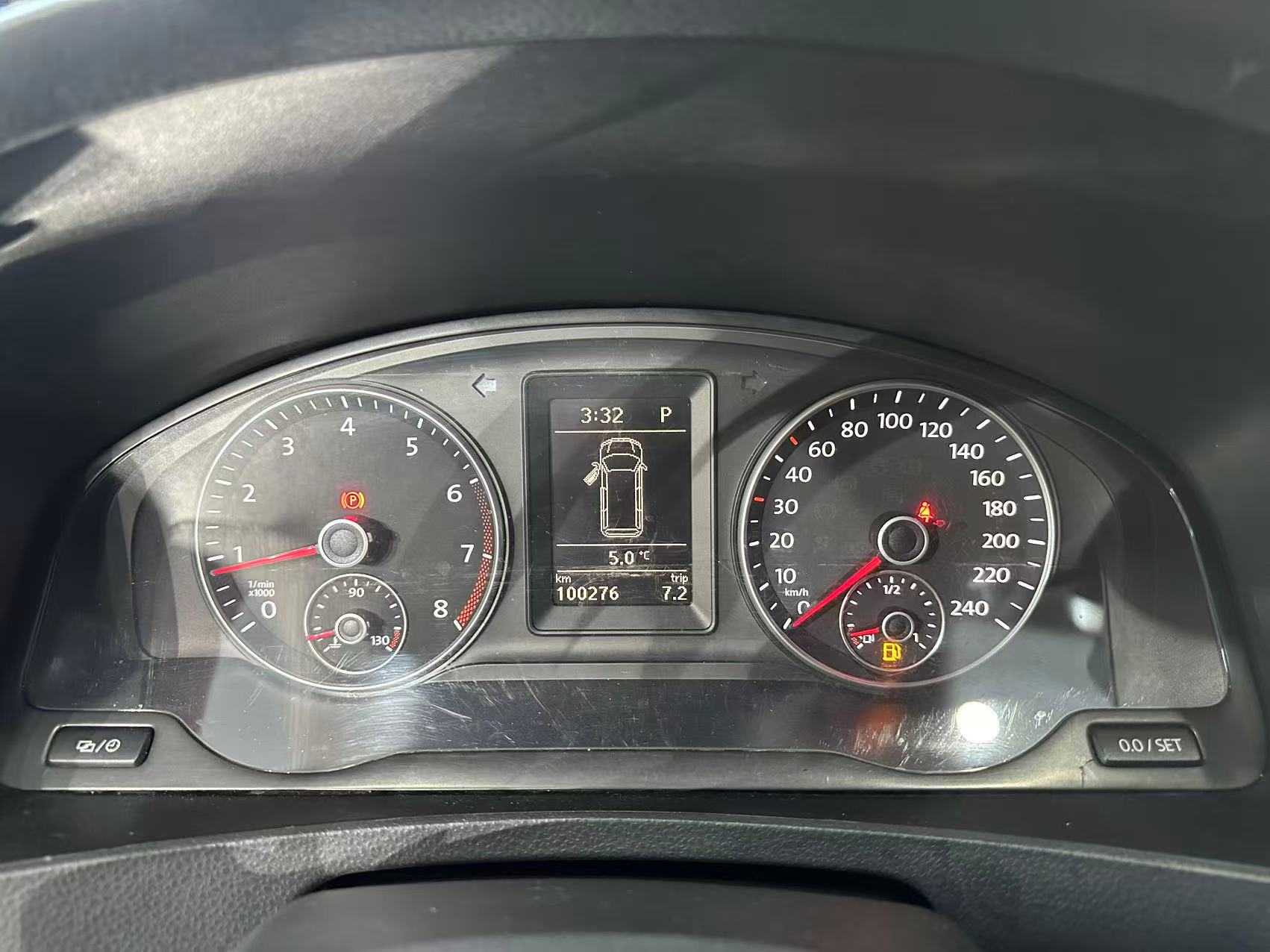 Volkswagen Caravelle 2016 car image #12