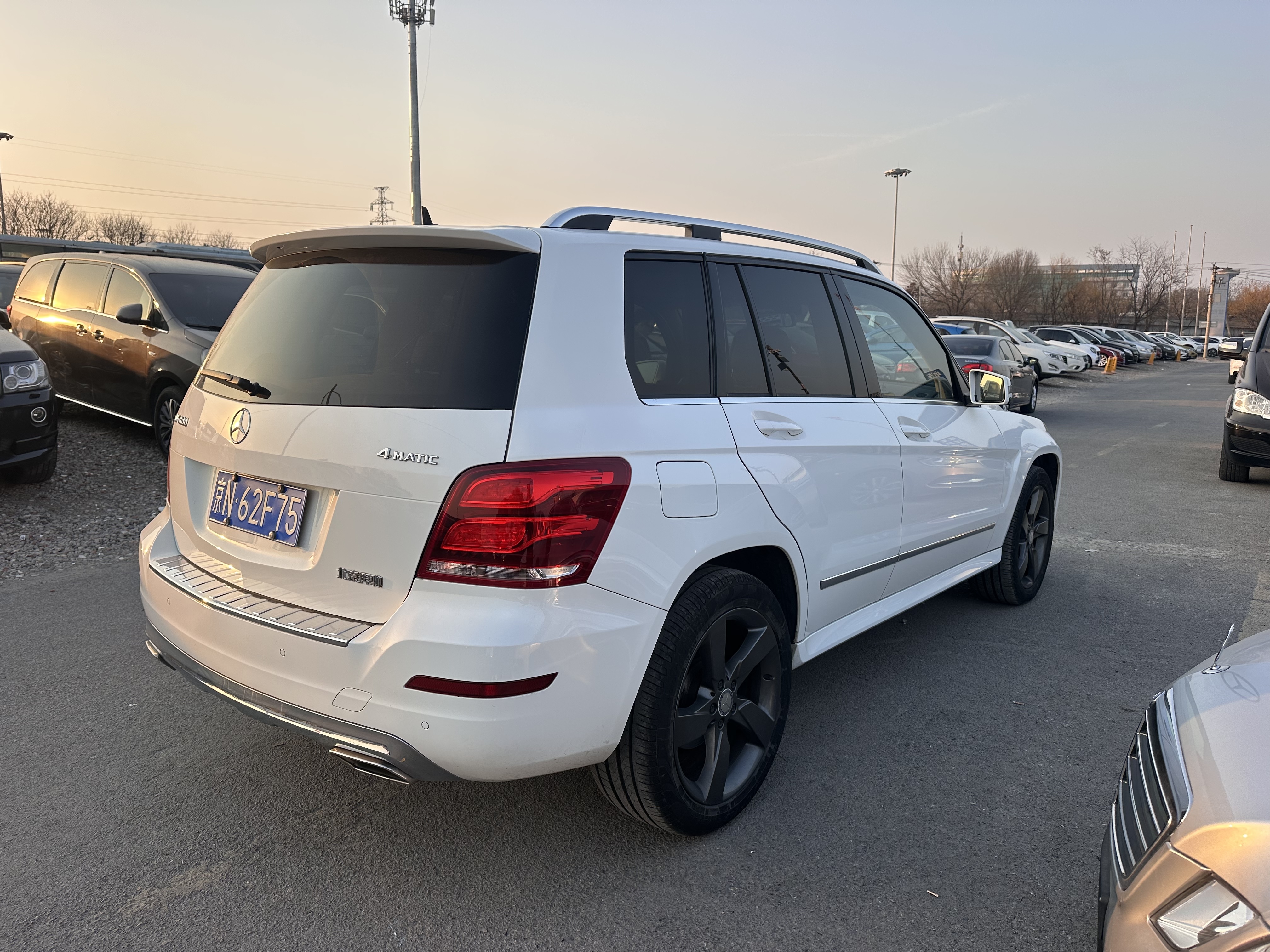 Mercedes-Benz GLK Class 2014 car image #12