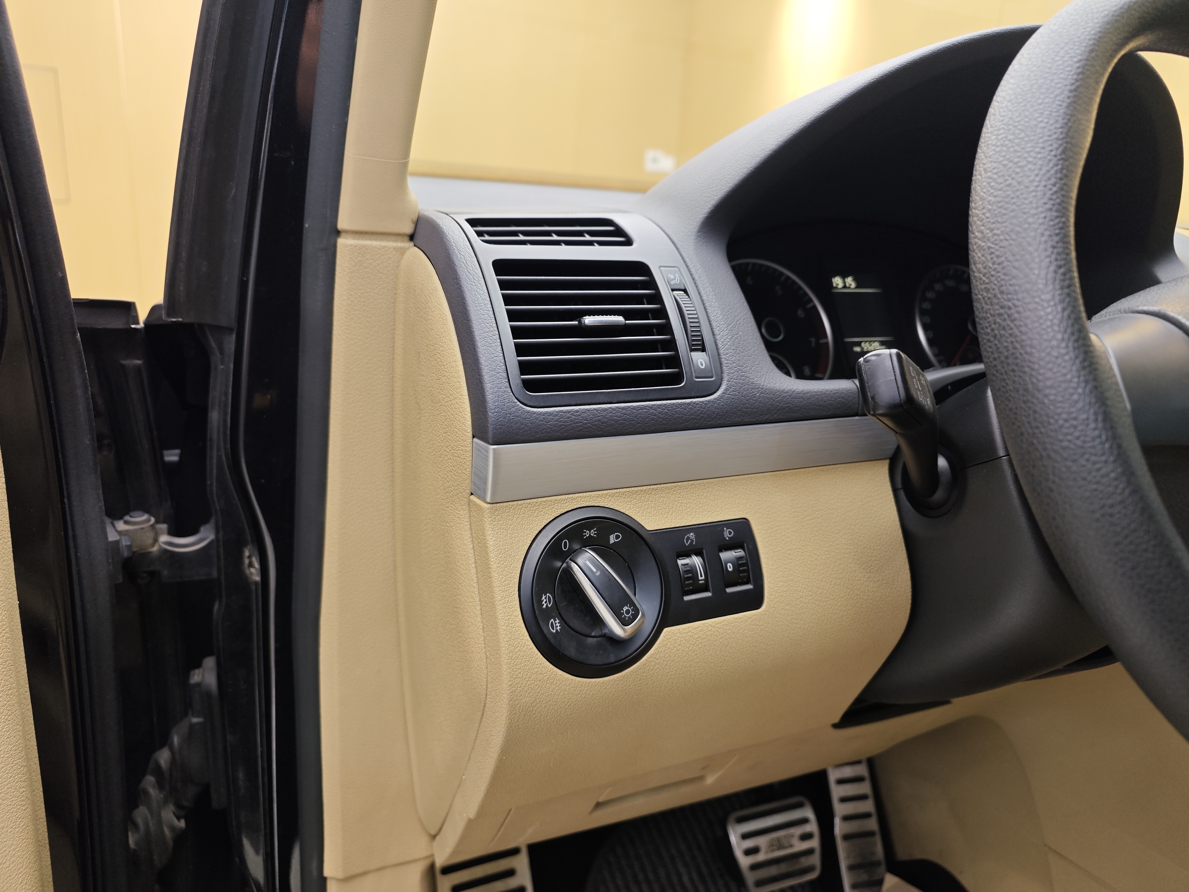 Volkswagen Touran 2011 #12 Volkswagen Touran 2011 immagine di auto #12