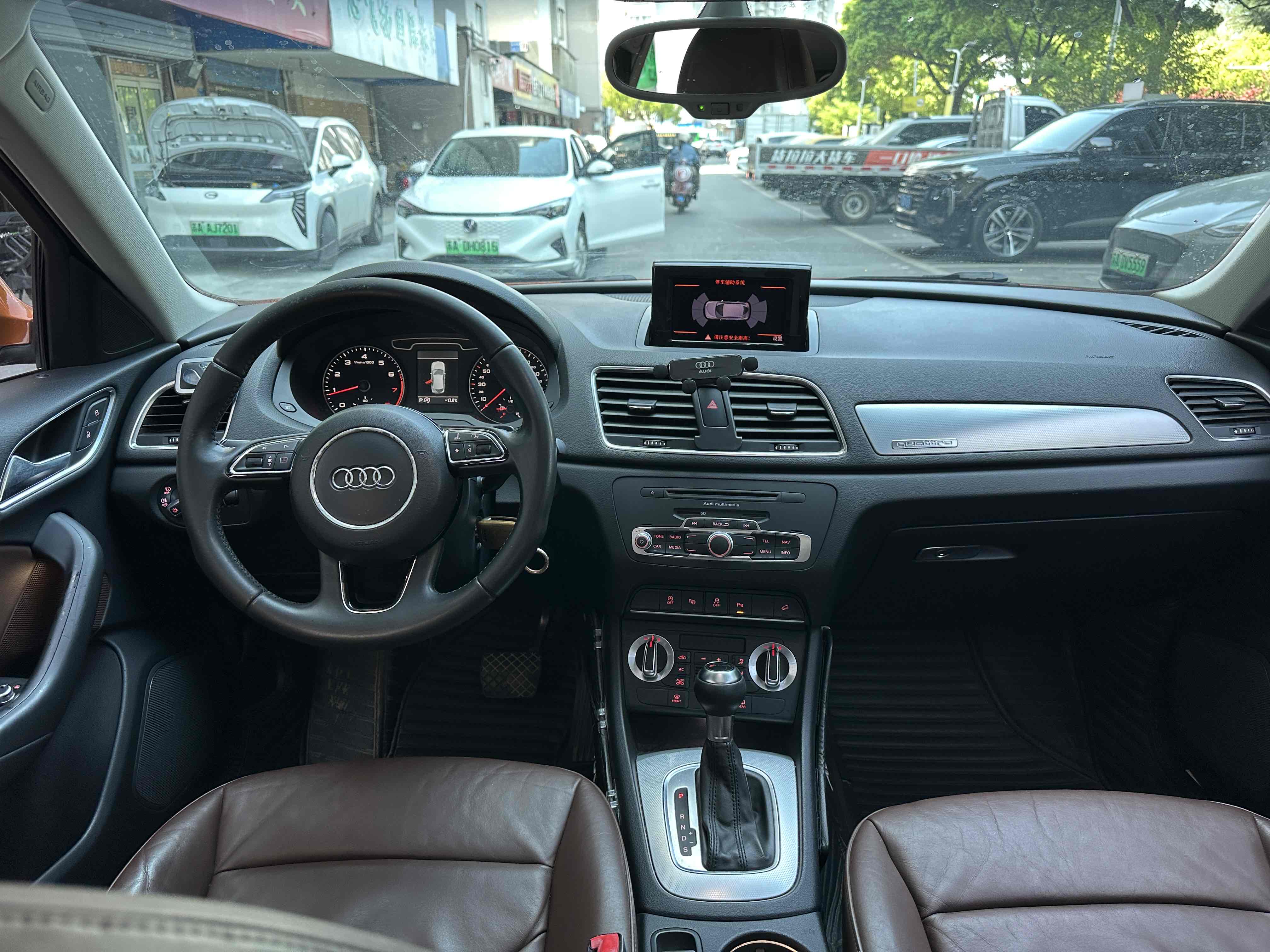 Audi Q3 (Imported) 2013 car image #12