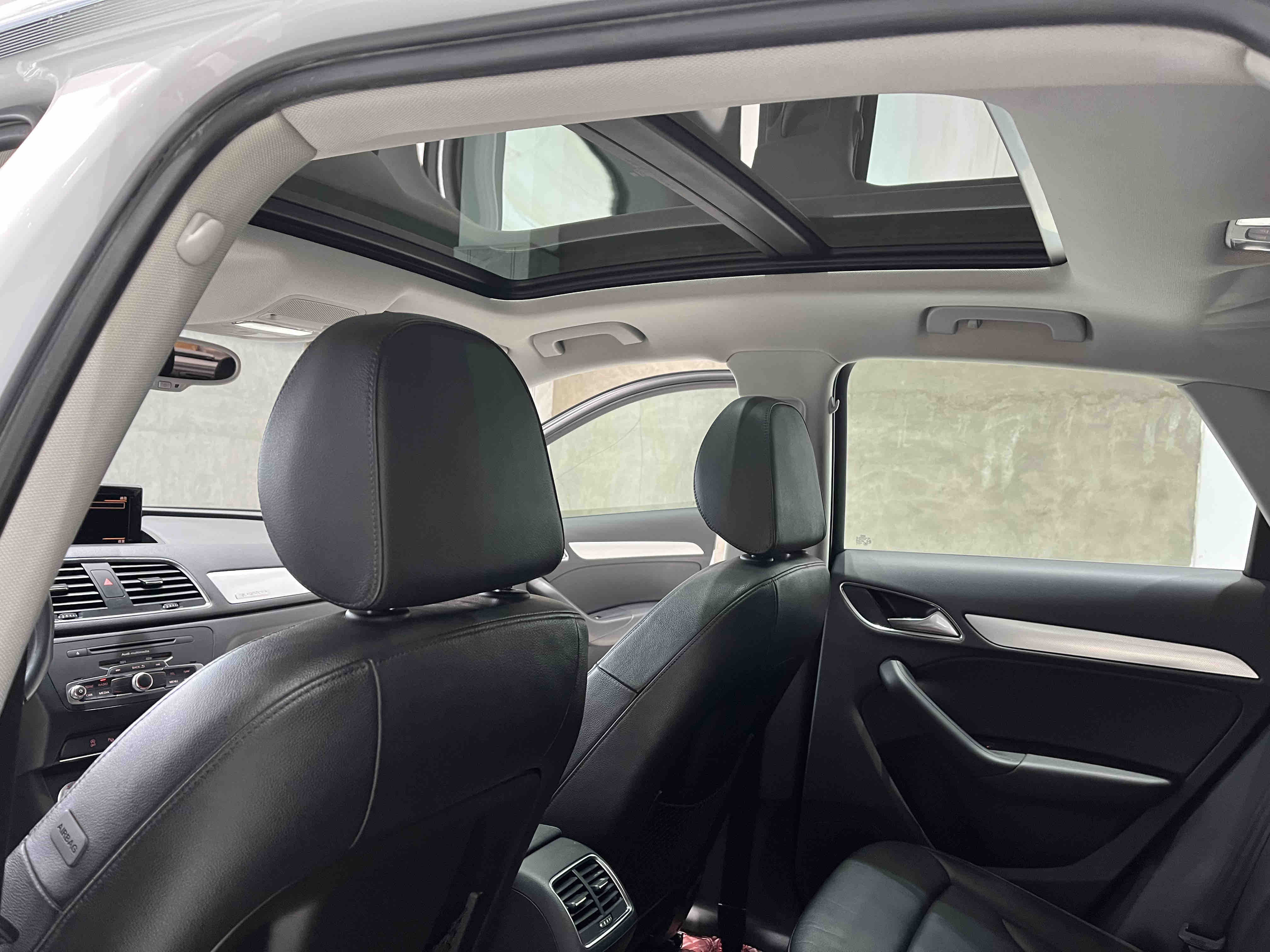 Audi Q3 (Imported) 2012 car image #12