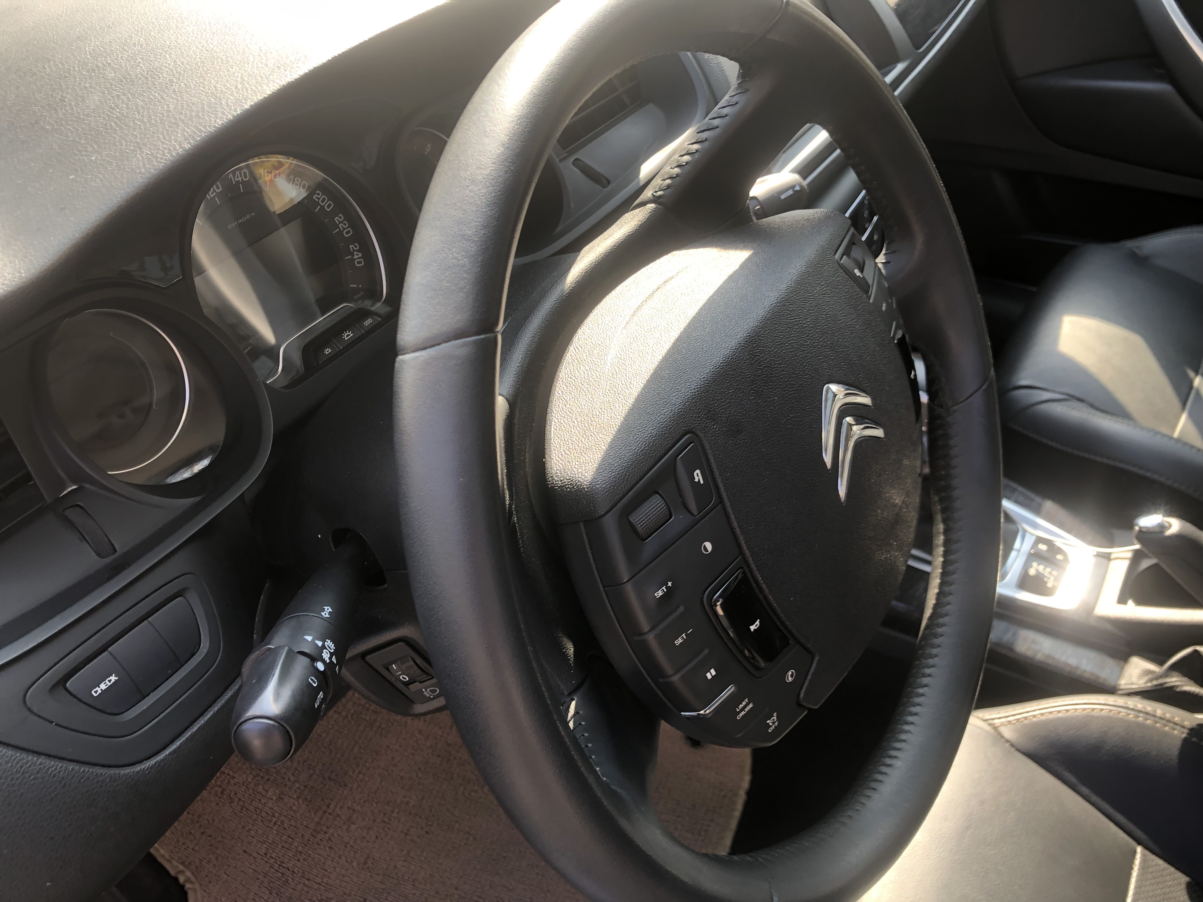 Citroen C5 2015 car image #12