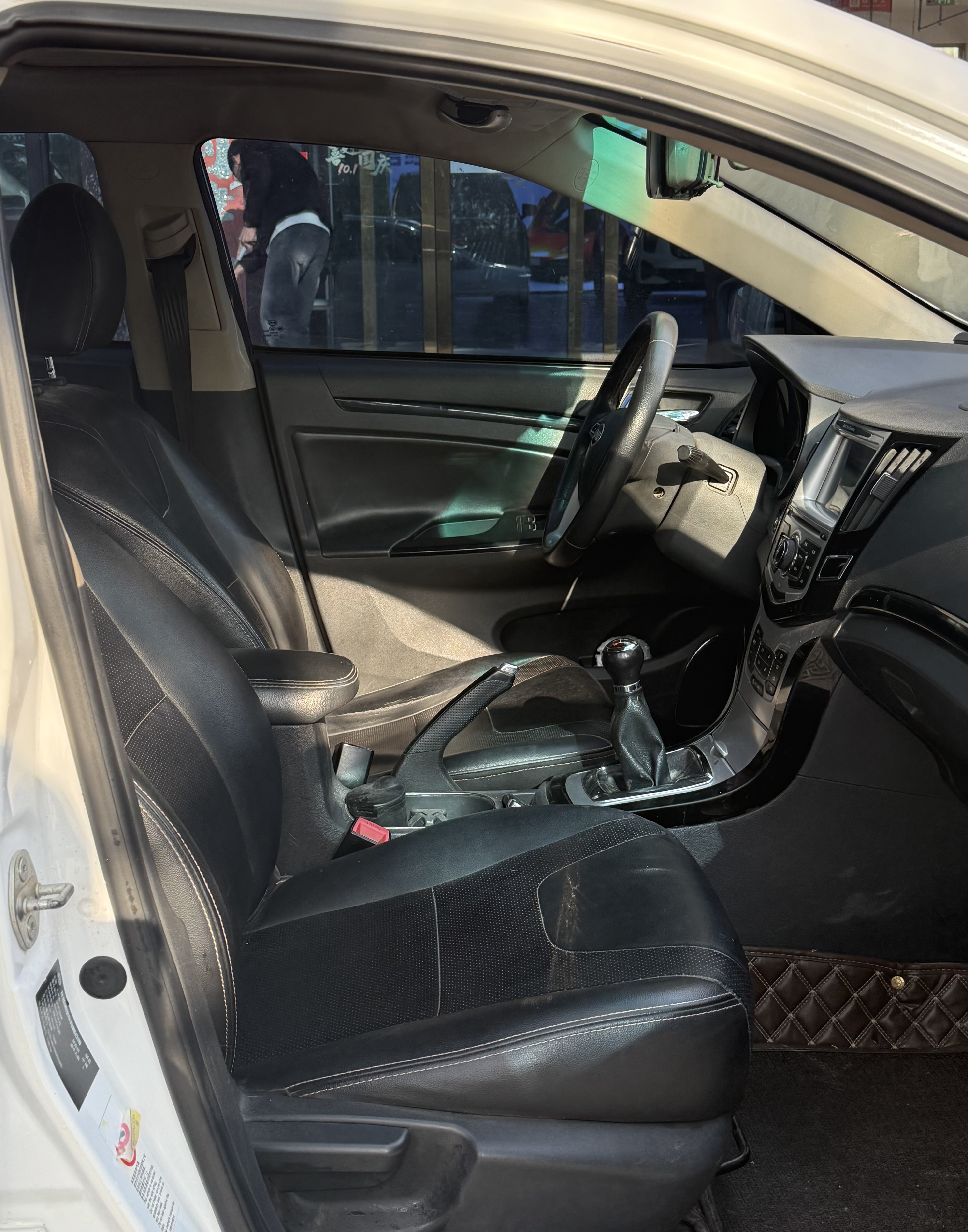 BYD SuRui 2014 car image #12