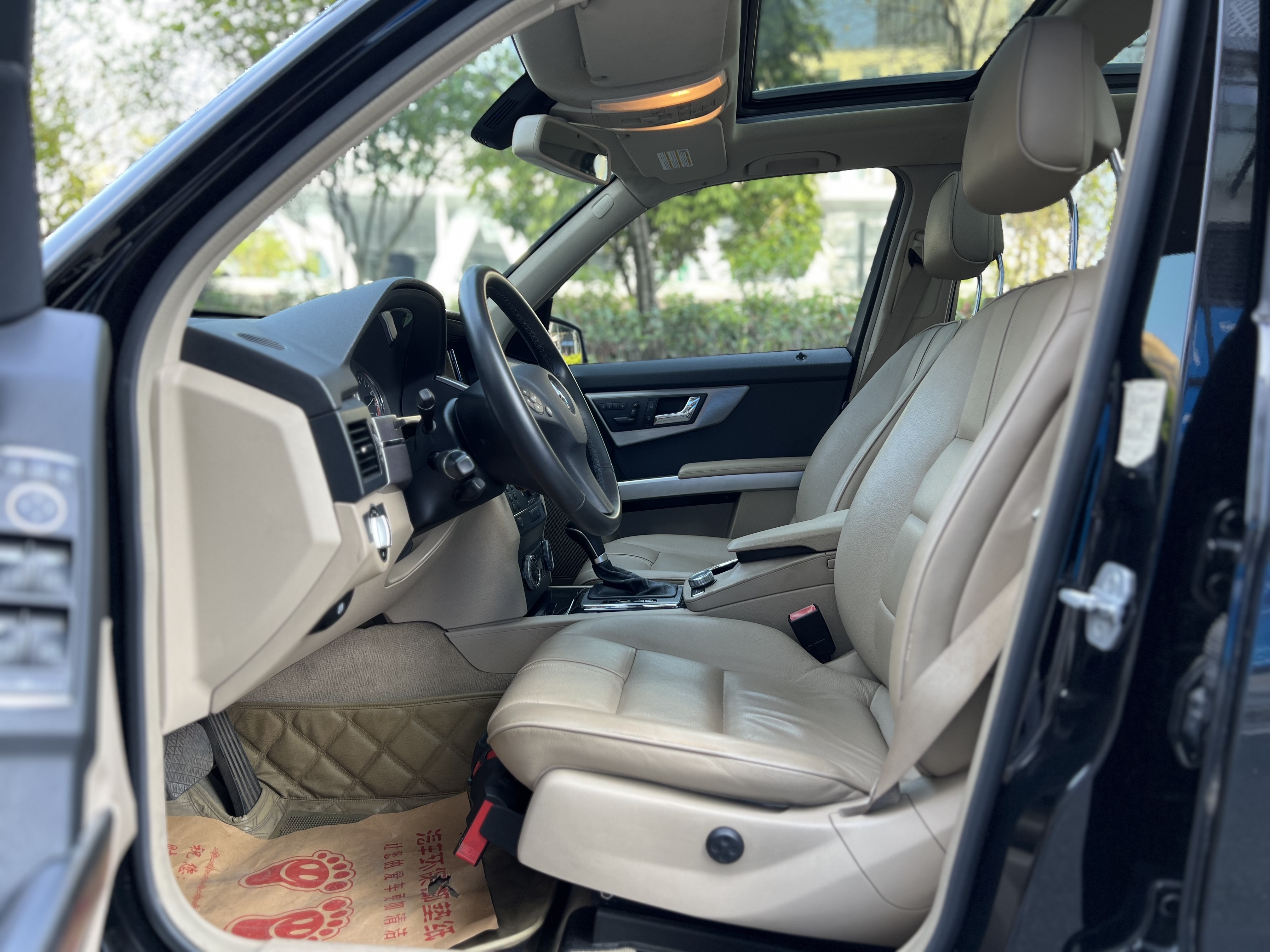 Mercedes-Benz GLK Class (Imported) 2010 car image #12