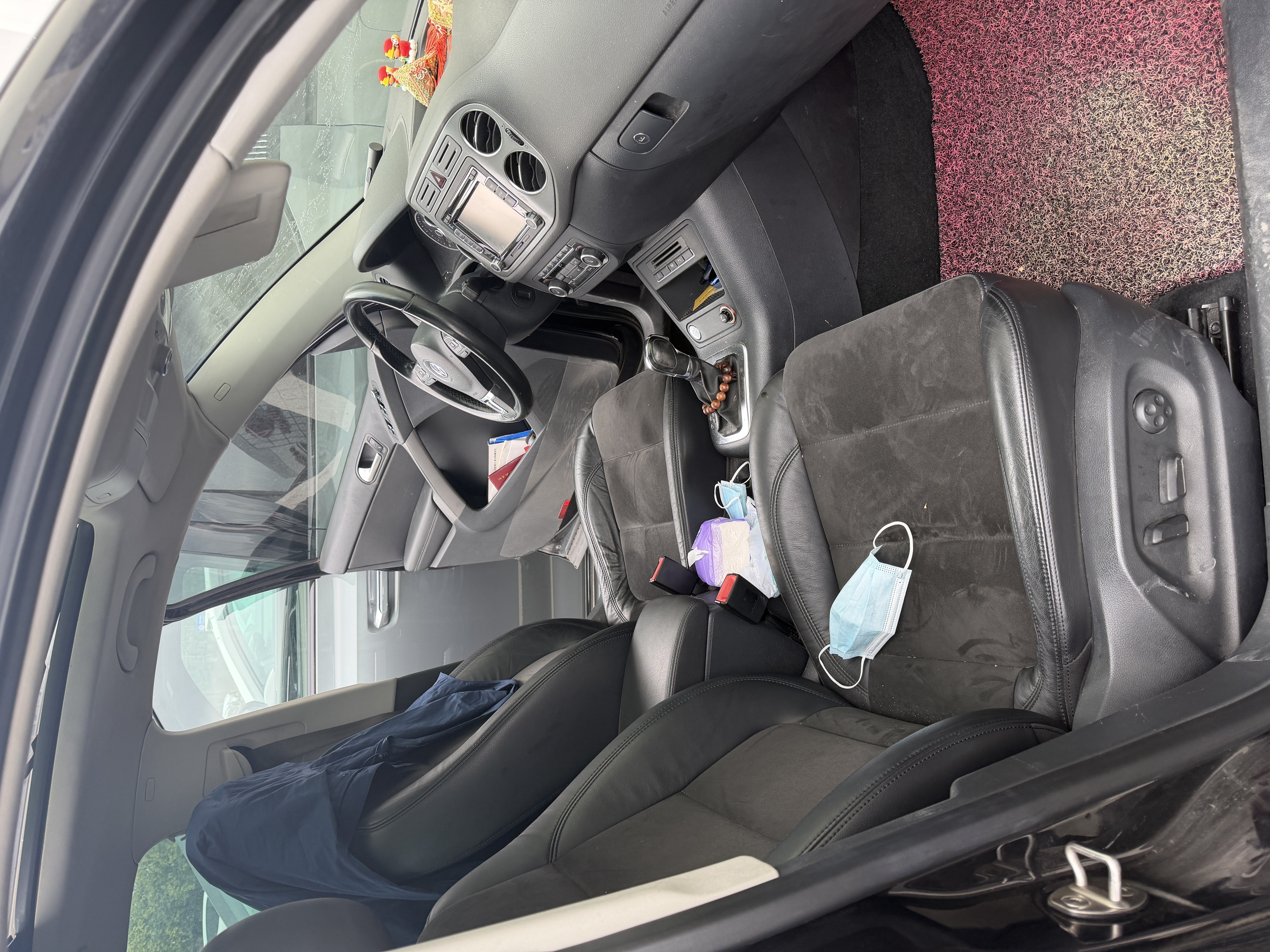 Volkswagen Tiguan 2013 car image #12