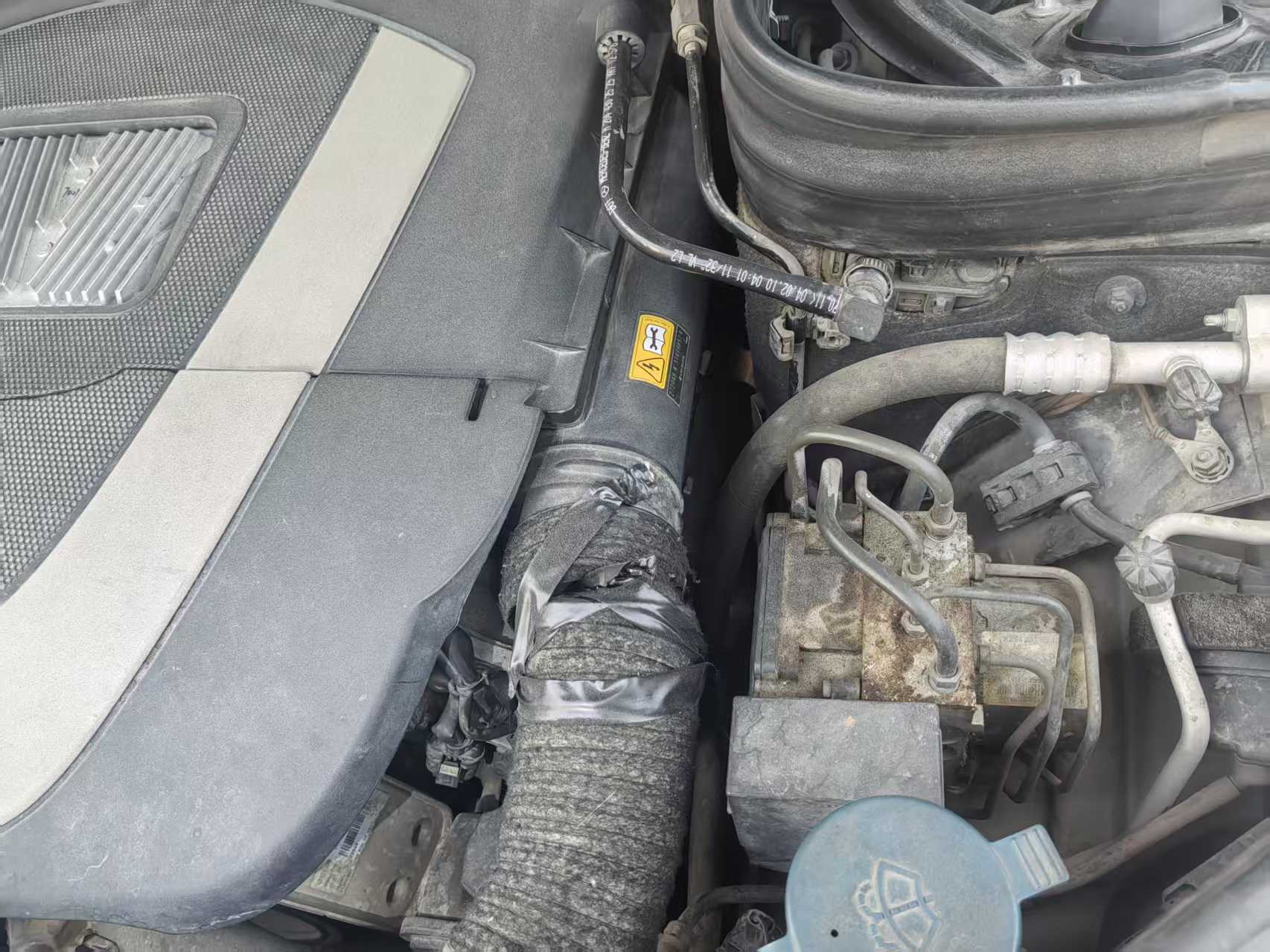 Mercedes-Benz GLK Class (Imported) 2010 car image #12