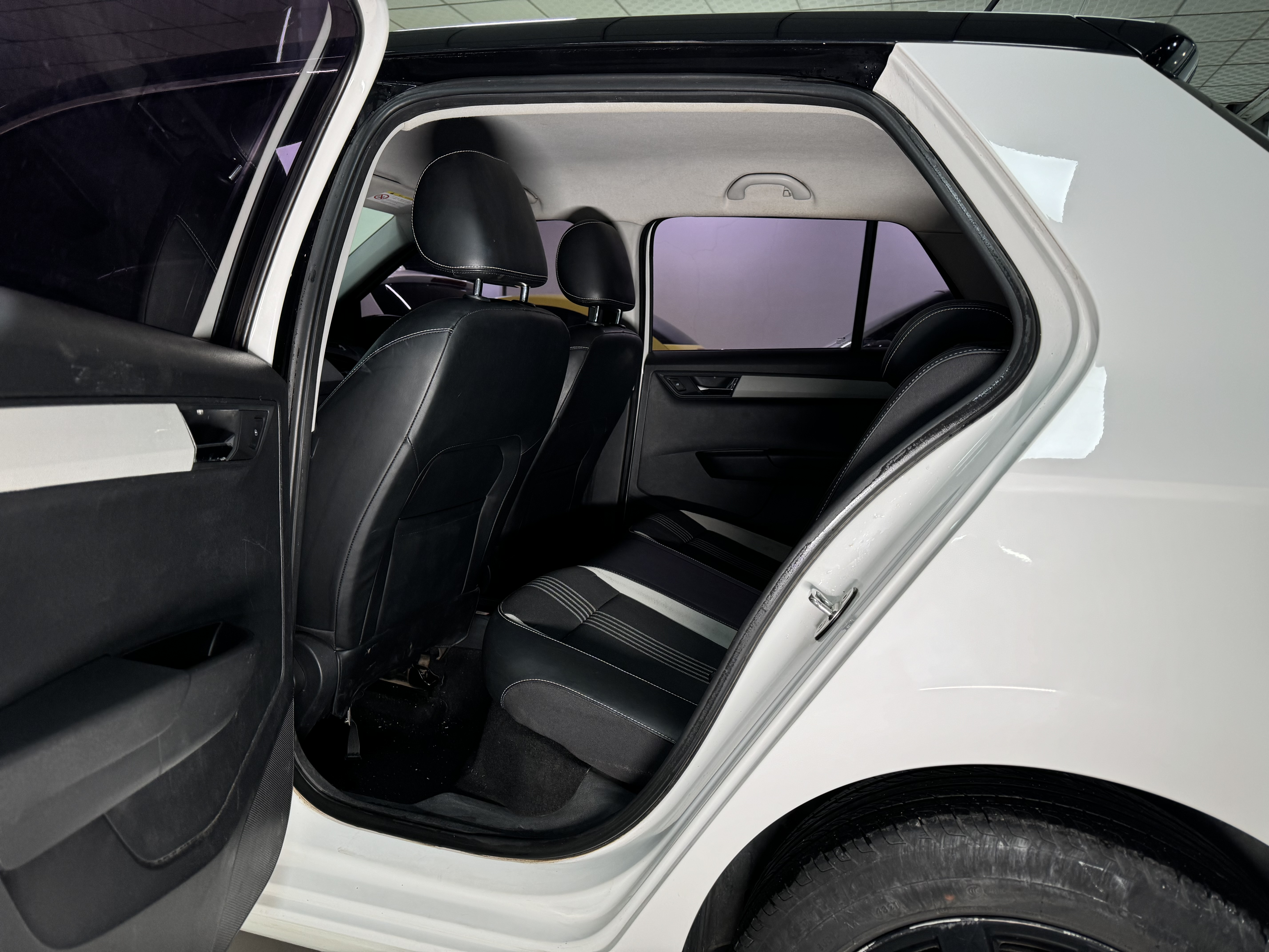 Skoda Fabia 2016 immagine di auto #12