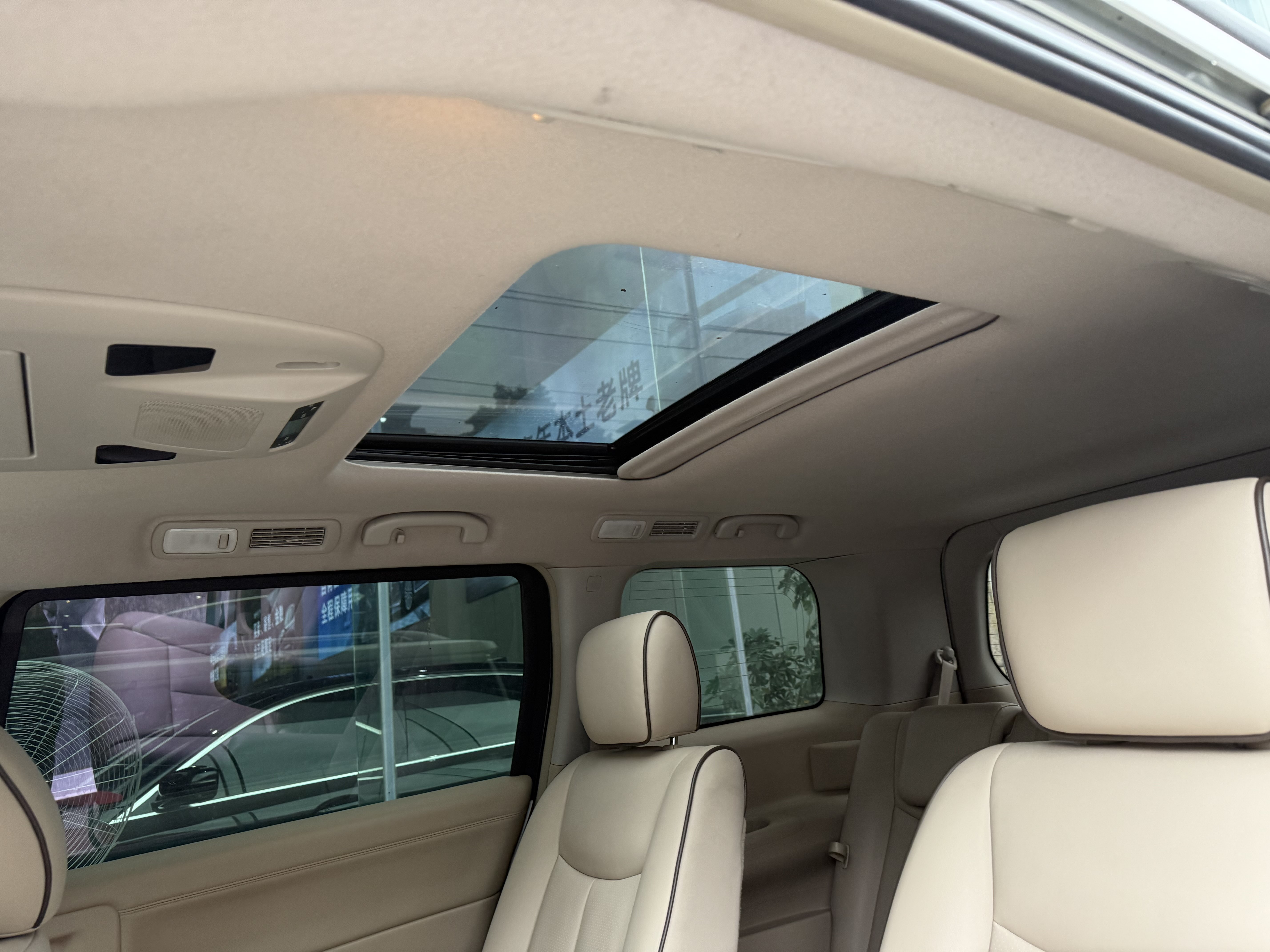 Nissan Quest 2017 imagen de coche #12