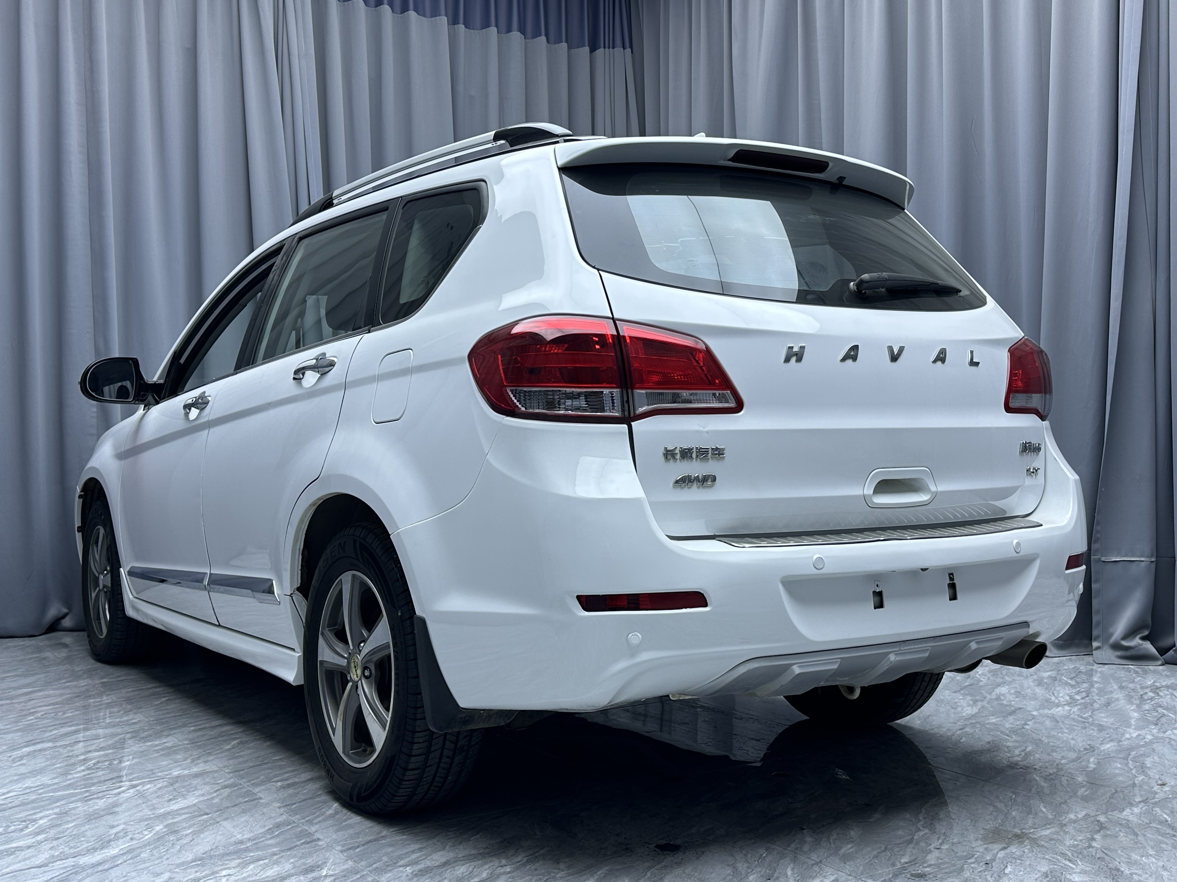 Haval H6 2014 car image #12