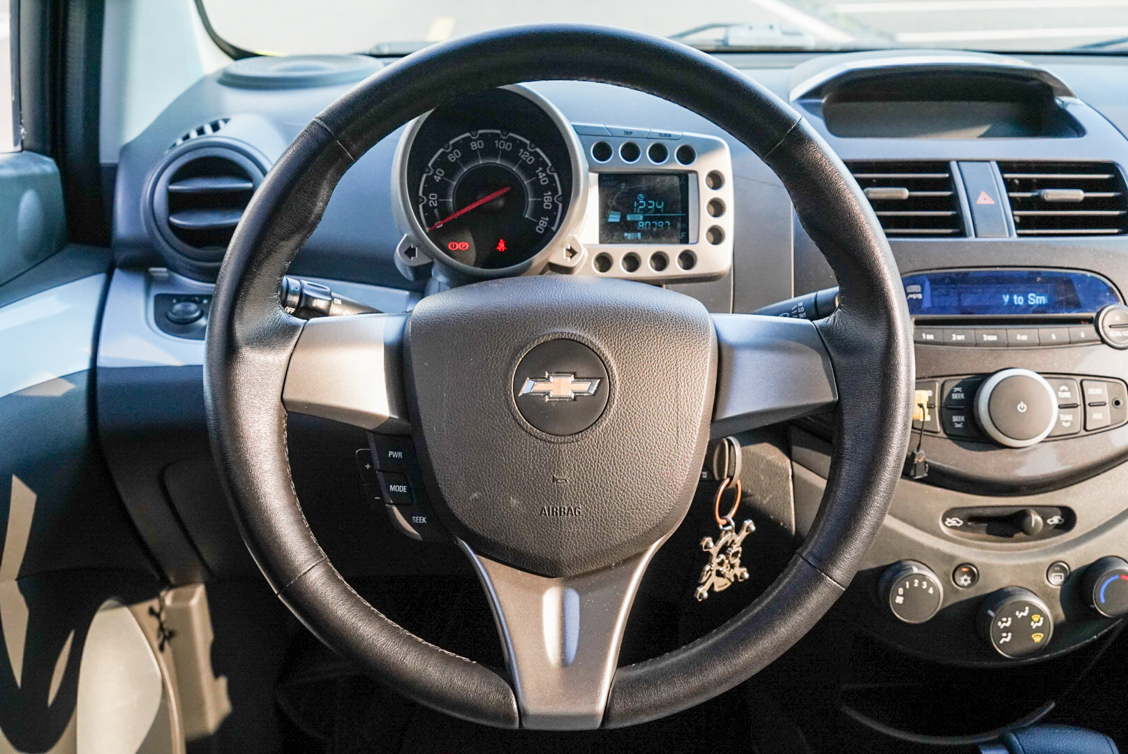 Chevrolet Spark 2011 car image #12