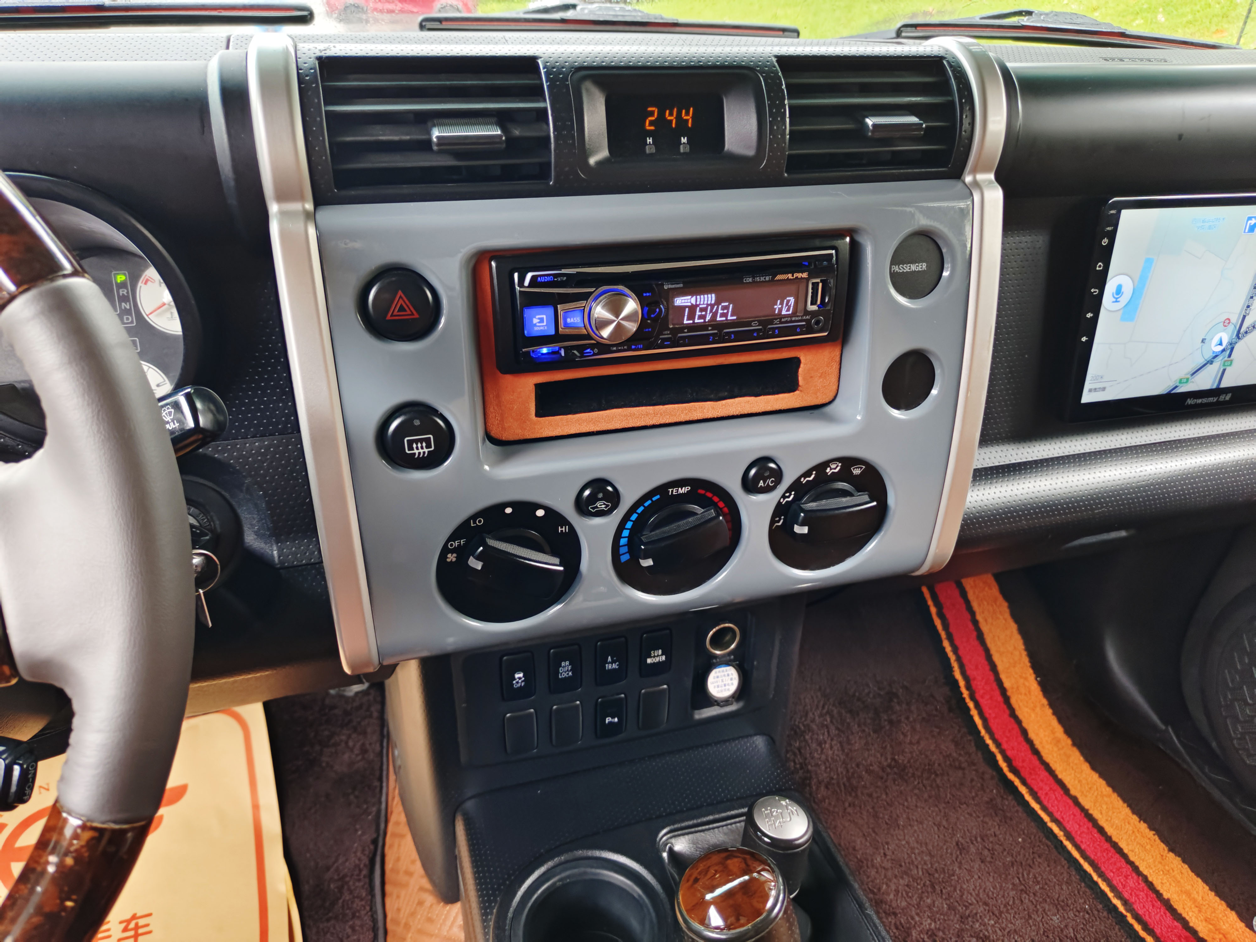 Toyota FJ Cruiser 2010 #12 Toyota FJ Cruiser 2010 car image #12