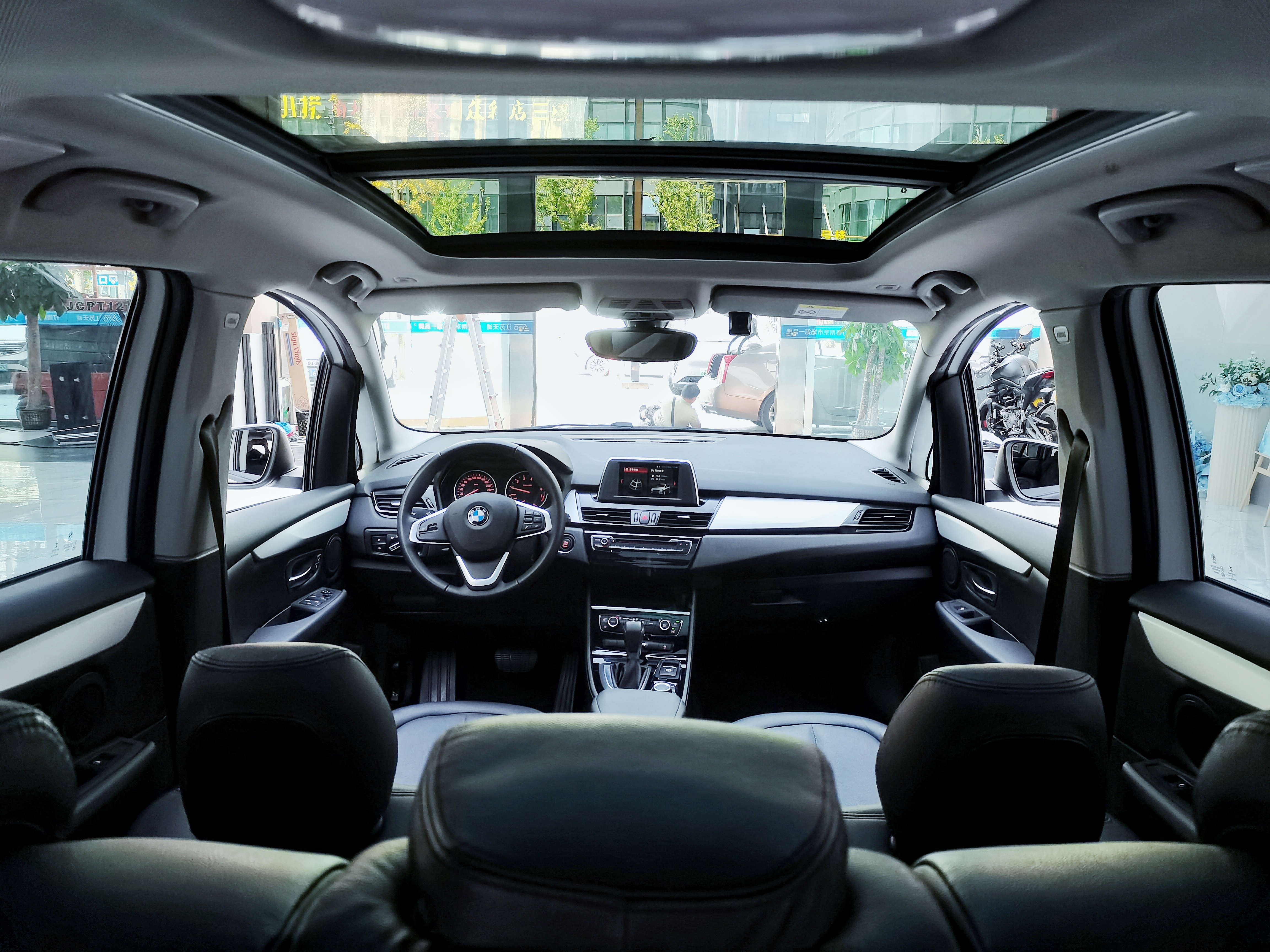 BMW 2 Series Gran Tourer 2018 صورة سيارة #12