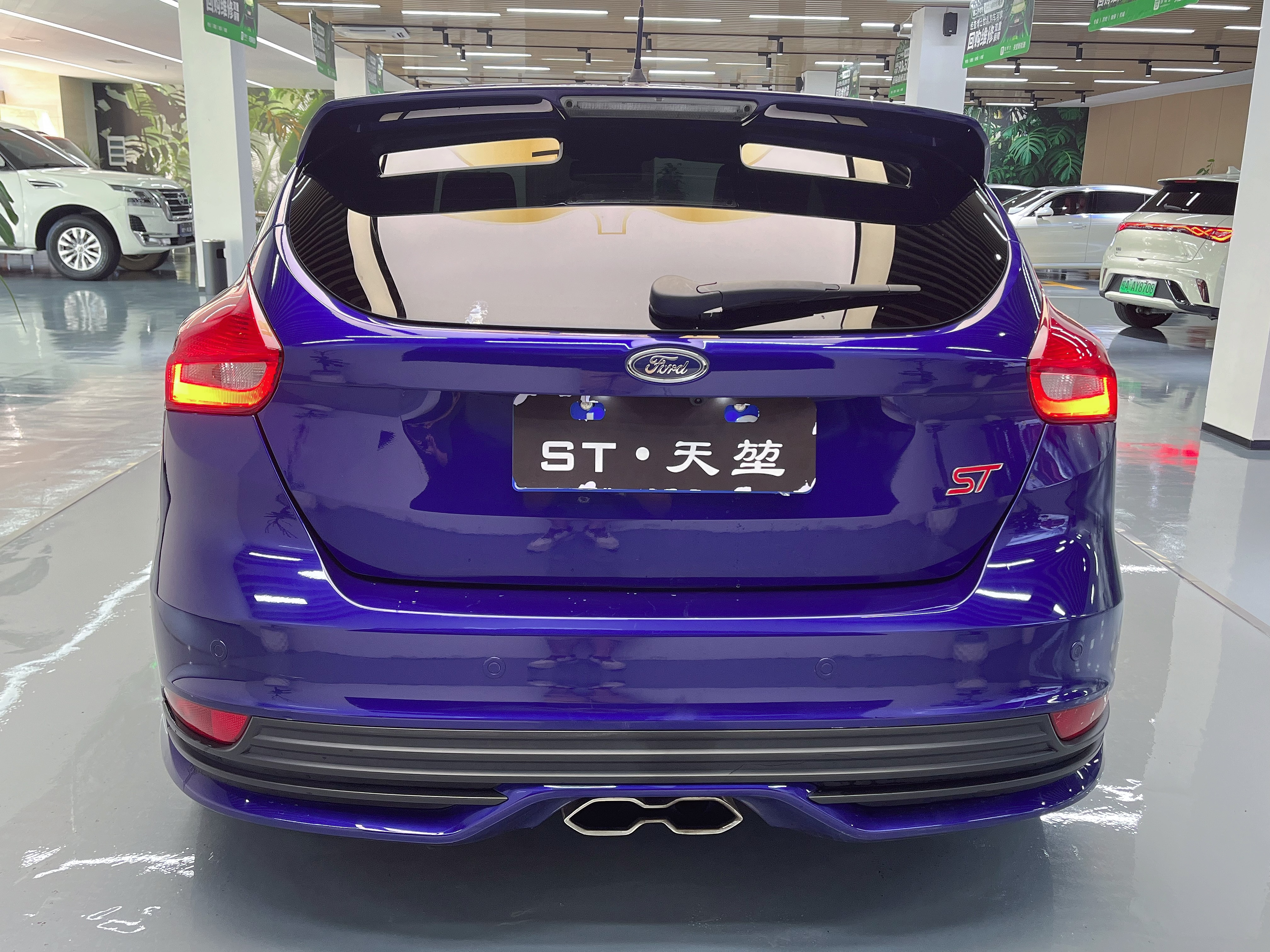 Ford Focus (Imported) 2017 صورة سيارة #12