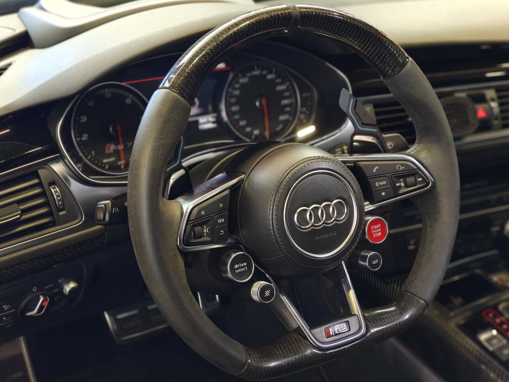 Audi RS 7 2017 car image #12