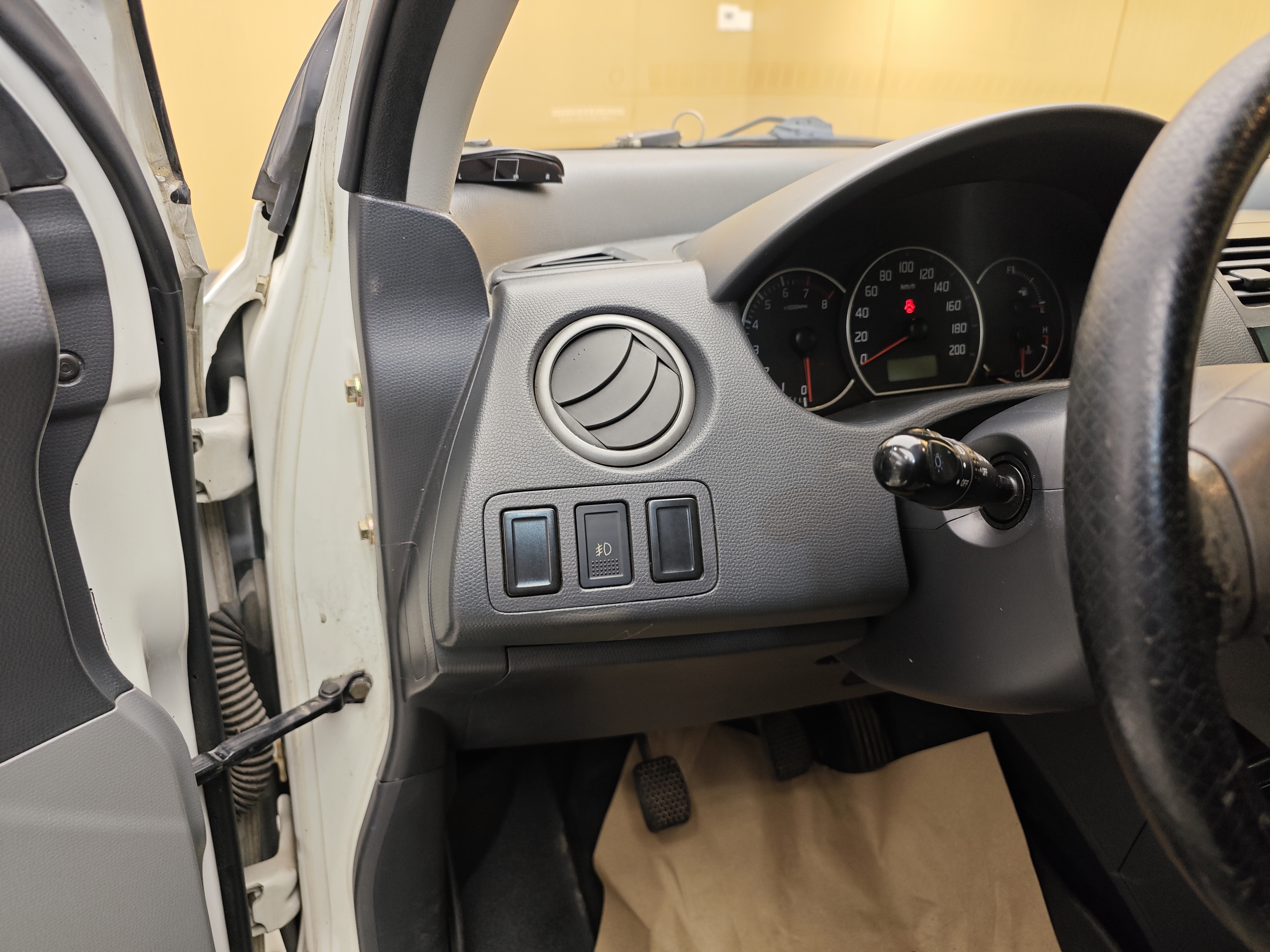 Suzuki Swift 2016 #12 Suzuki Swift 2016 car image #12