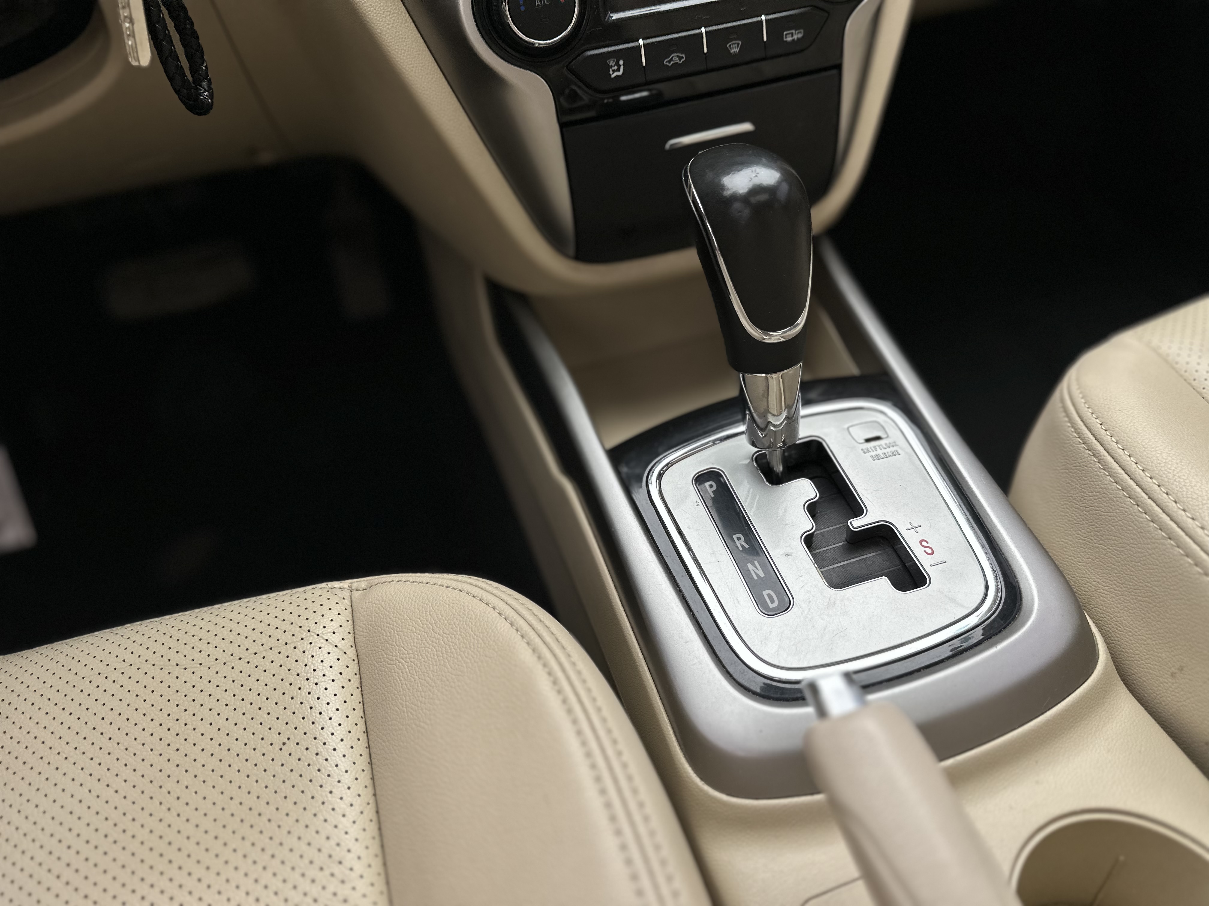 Changan Eado 2016 #12 Changan Eado 2016 صورة سيارة #12