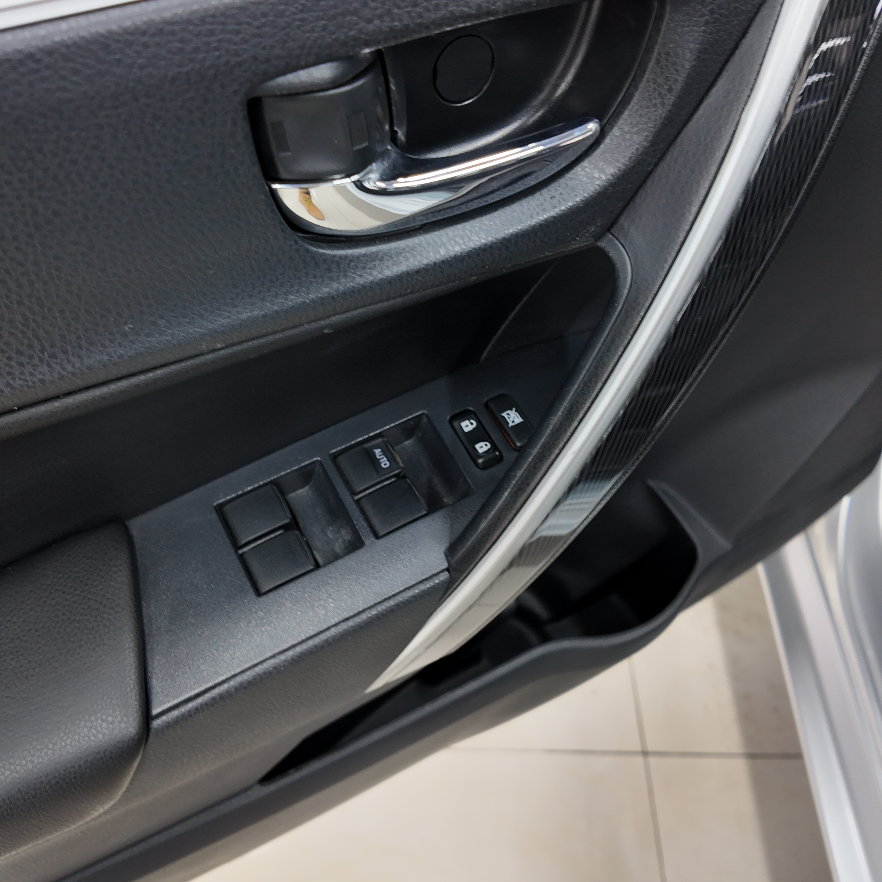 Toyota Corolla 2016 #12 Toyota Corolla 2016 car image #12