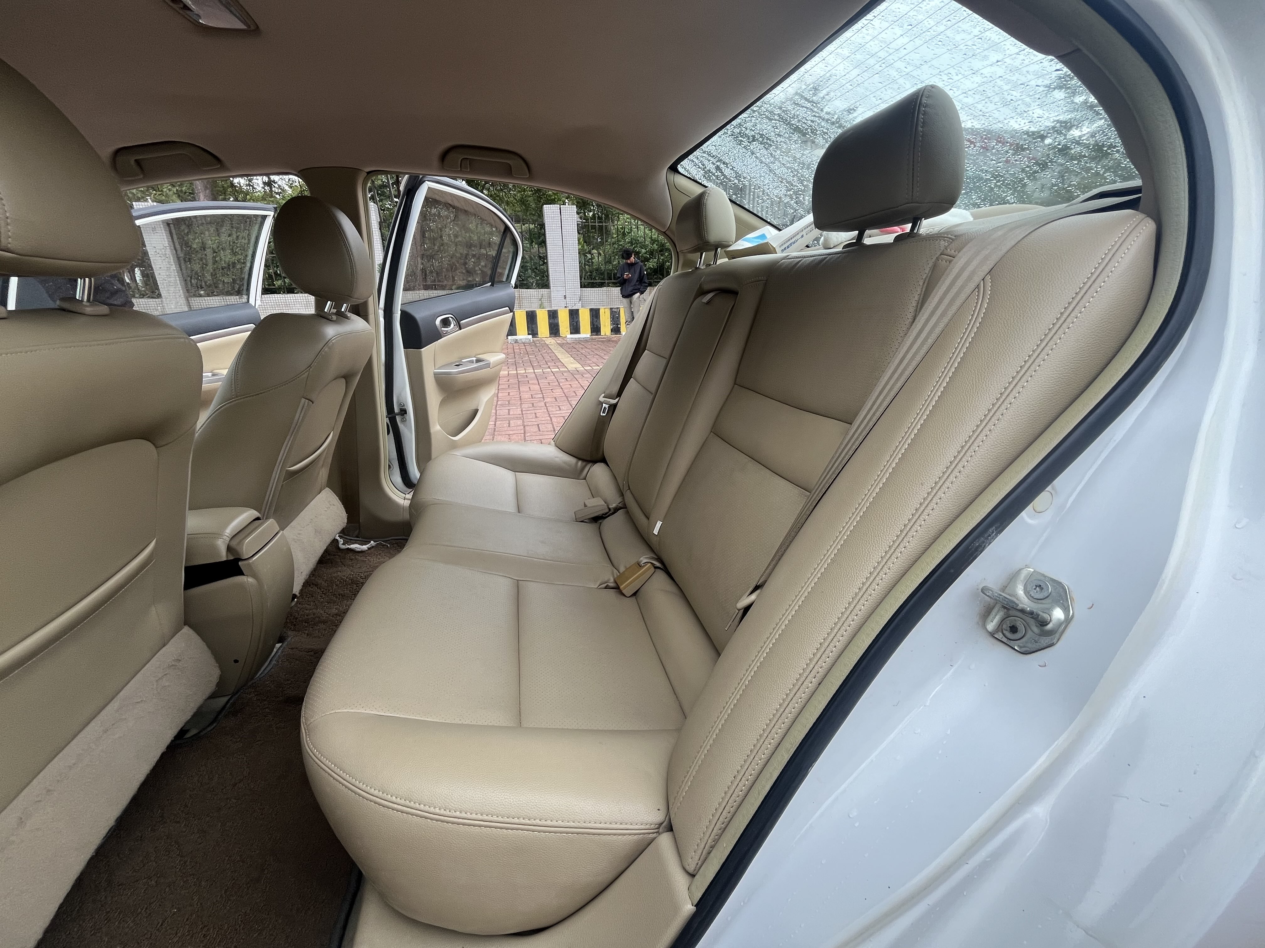 Great Wall C50 2012 car image #12