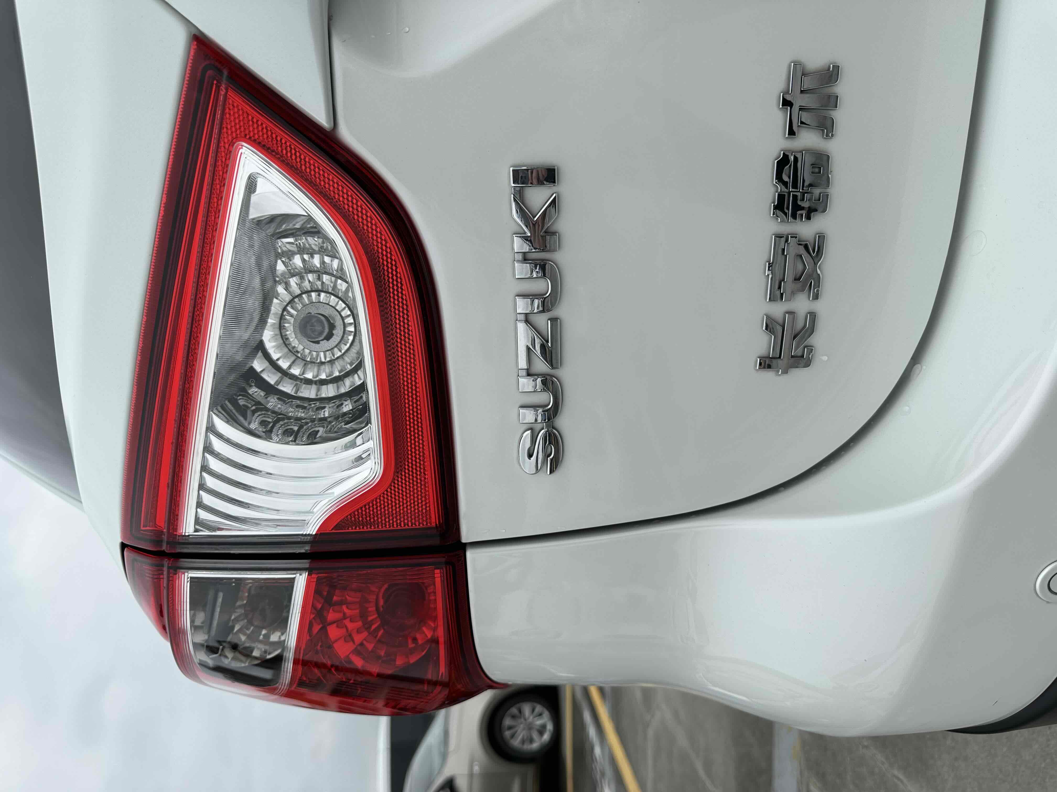 Suzuki S-Cross 2014 immagine di auto #12