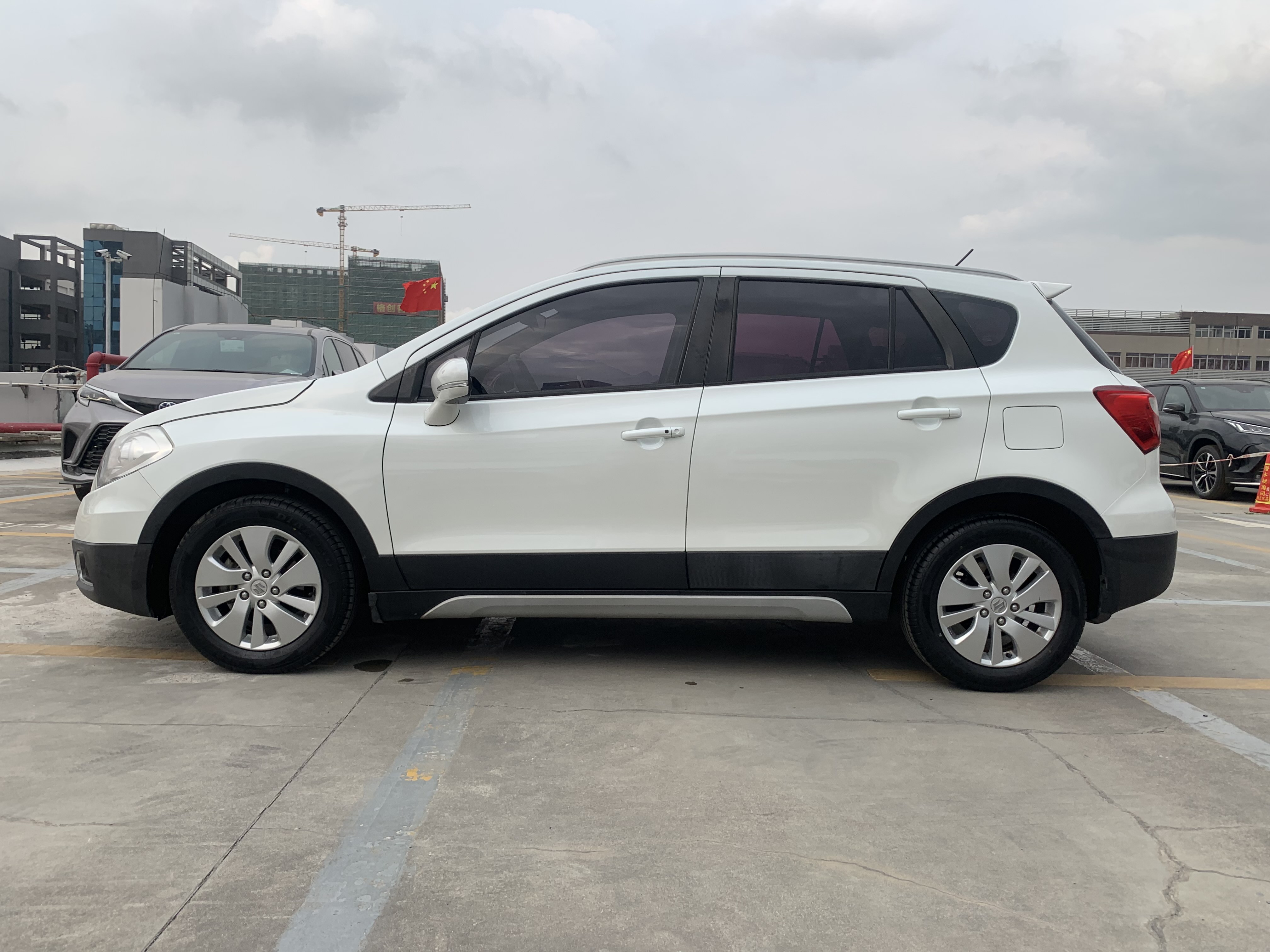 Suzuki S-Cross 2017 immagine di auto #12