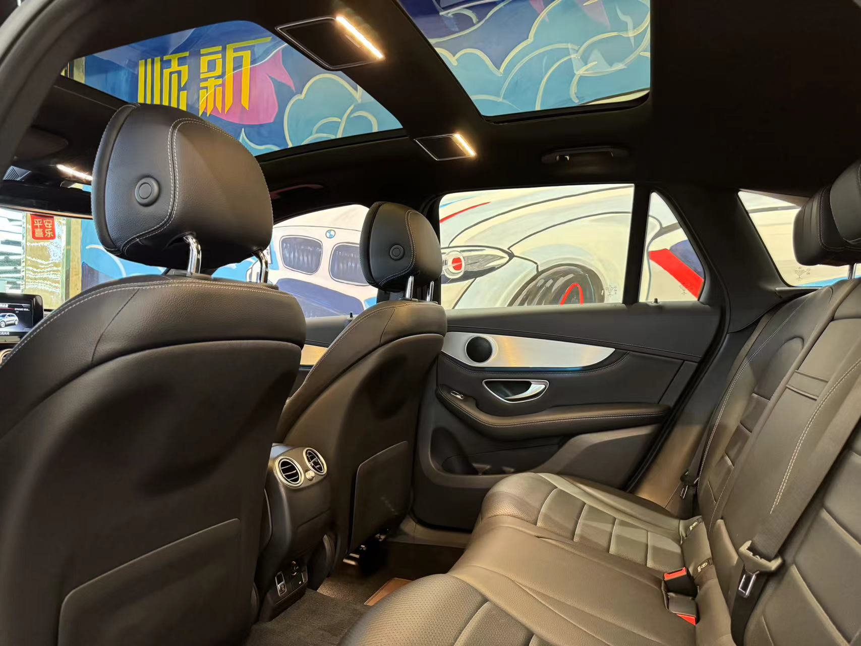 Mercedes-Benz GLC Coupe 2018 car image #12