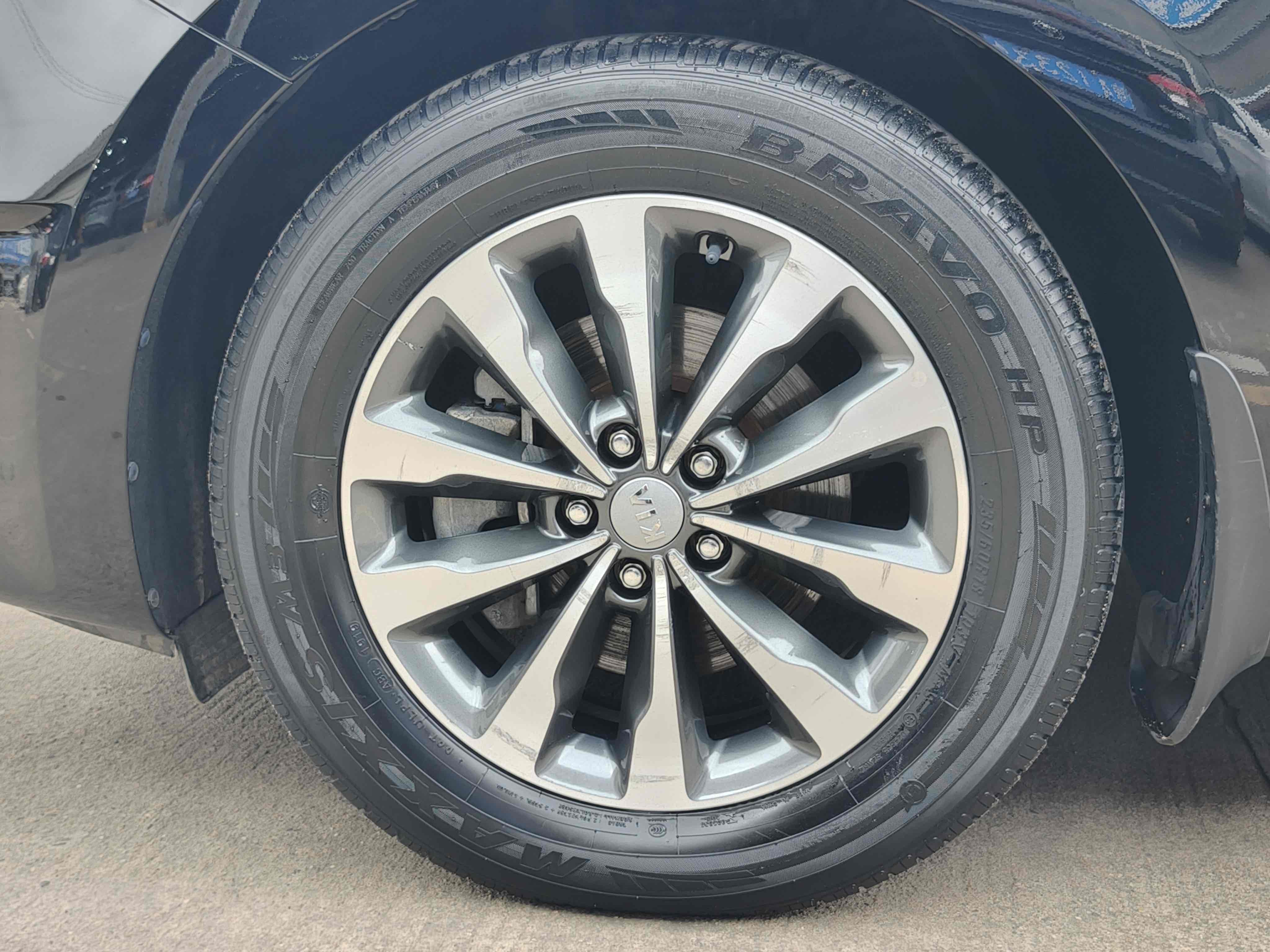 Kia Carnival 2016 изображение автомобиля #12