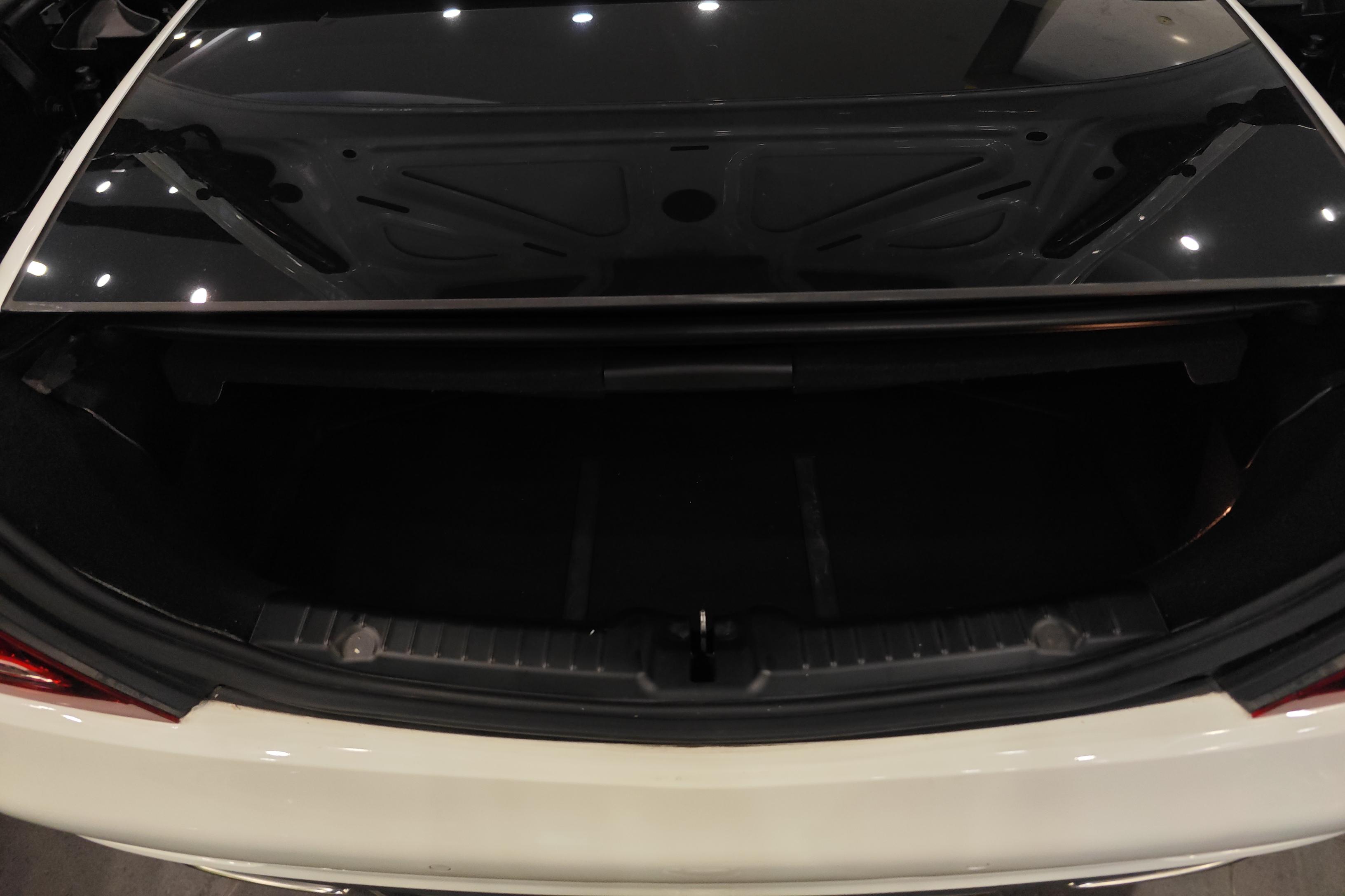 Mercedes-Benz SLC Class 2017 car image #12