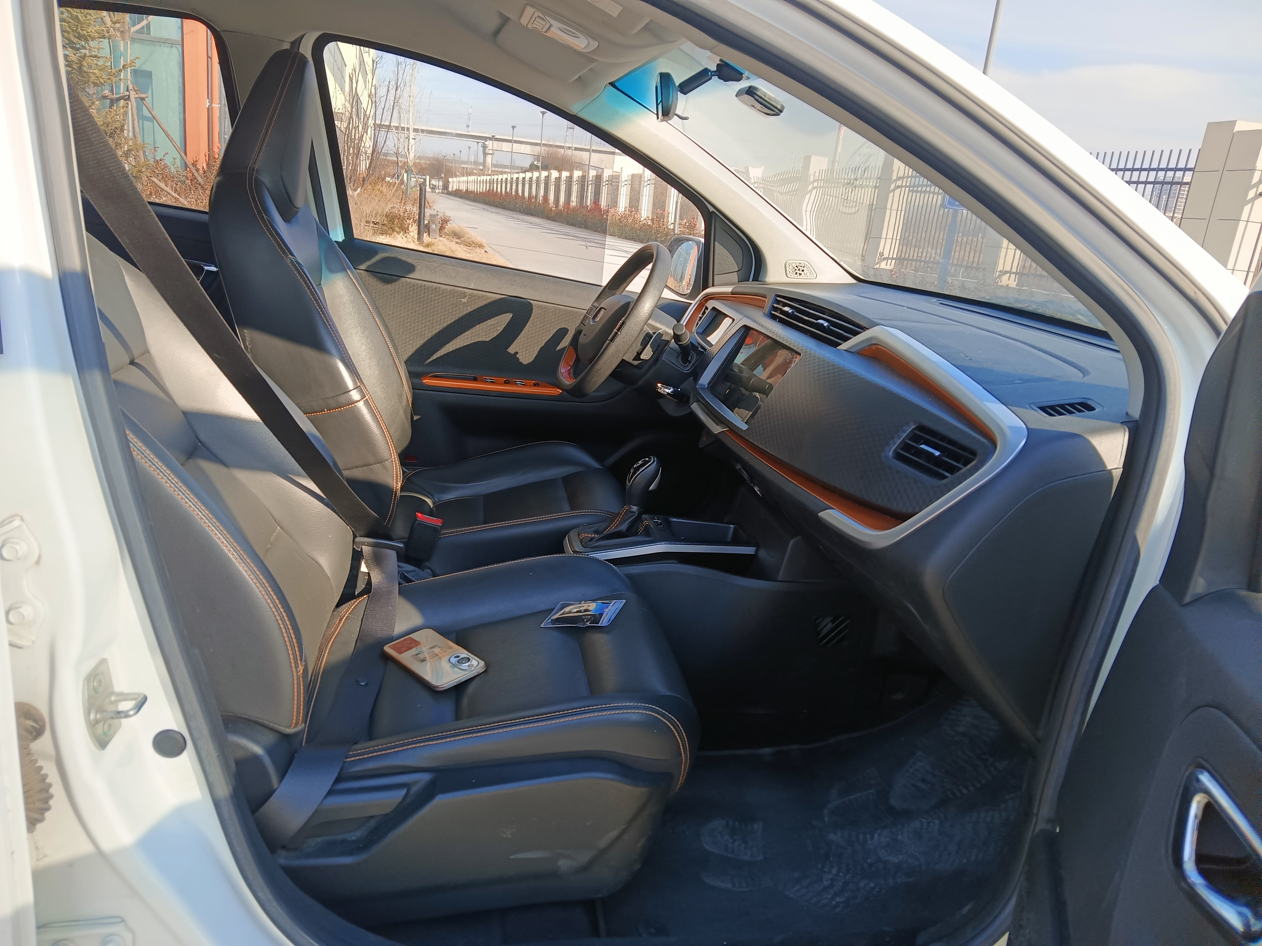 GEELY Vision X1 2019 صورة سيارة #12