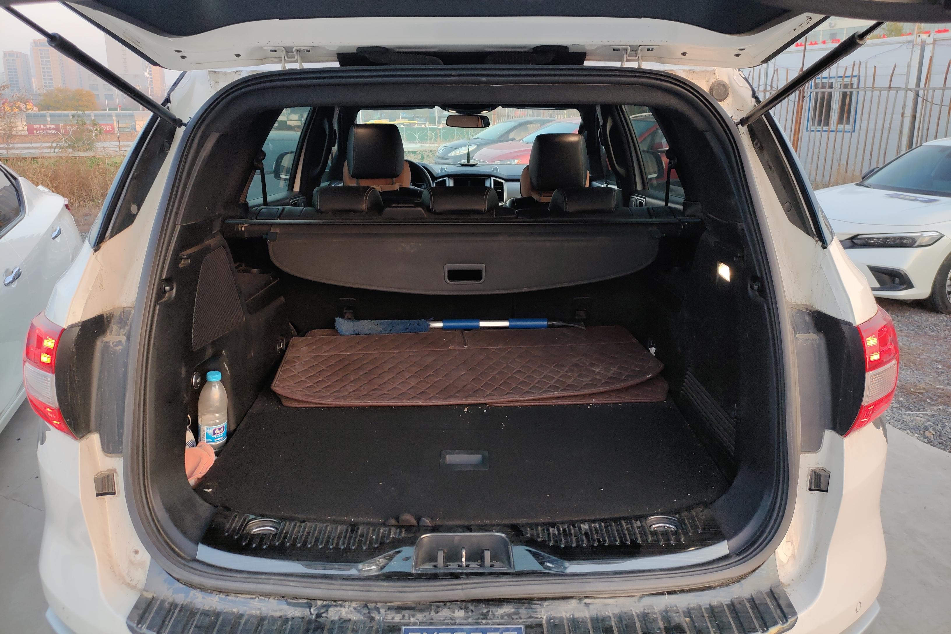 Ford Everest 2018 car image #12