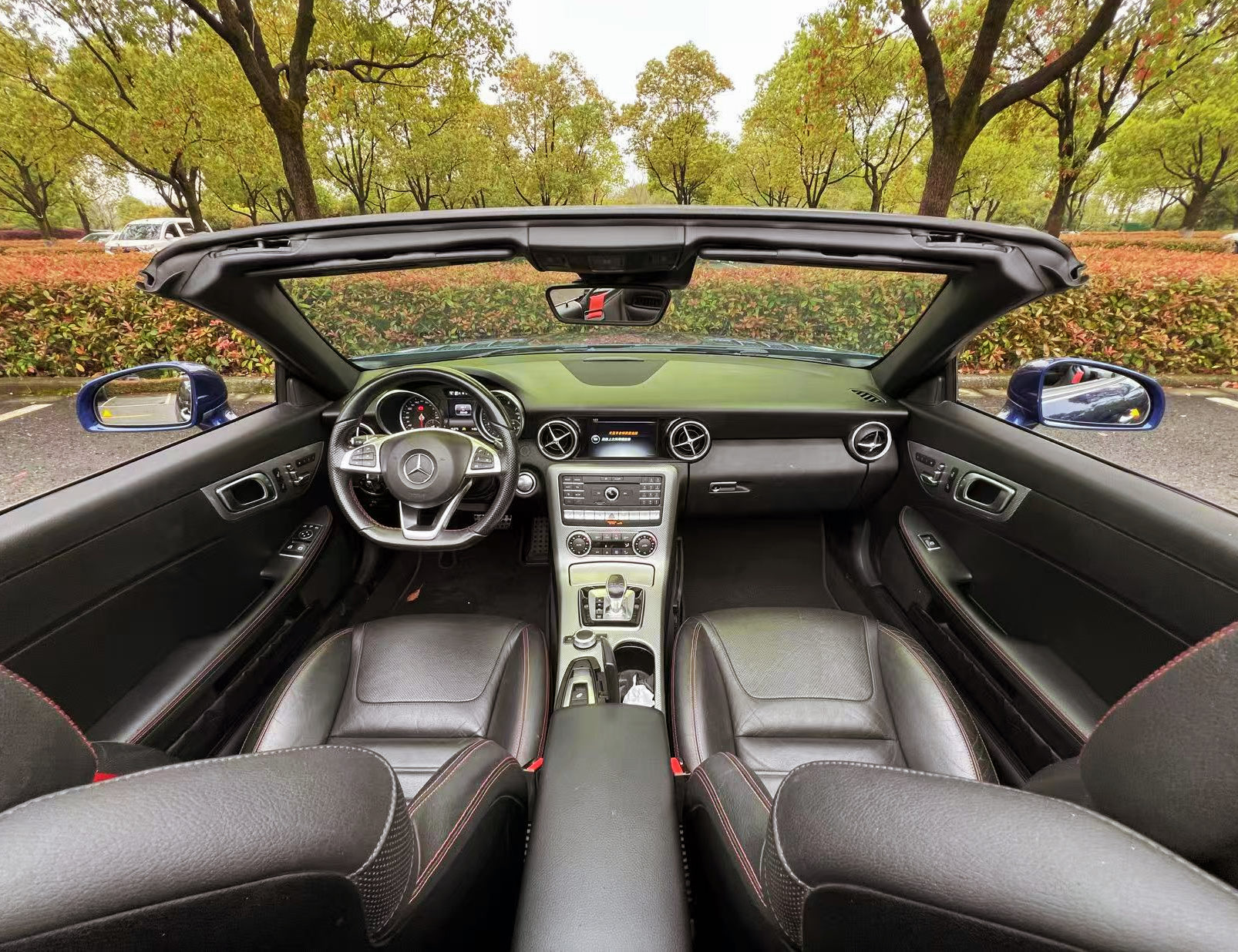 Mercedes-Benz SLC Class 2019 car image #12